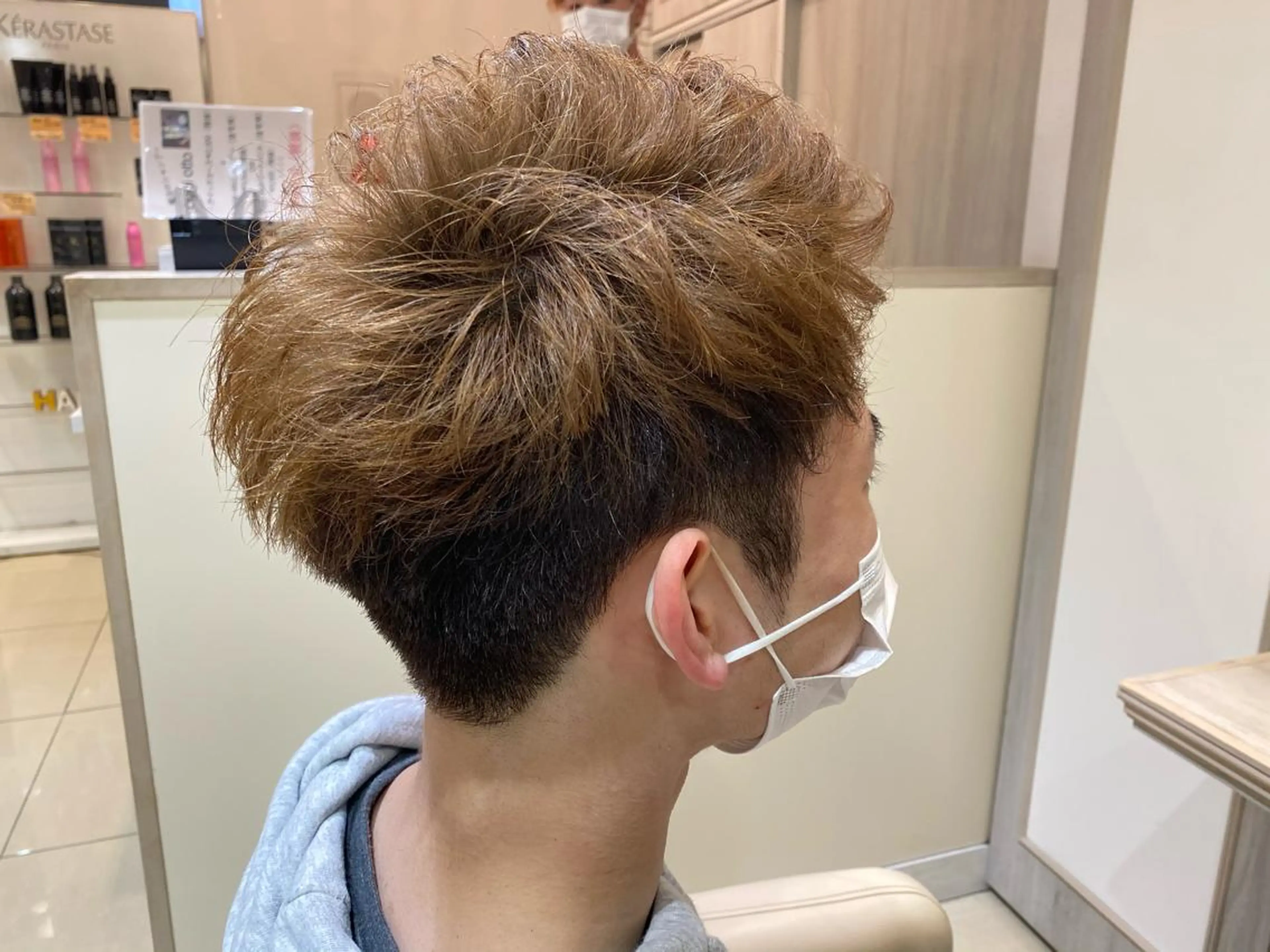 ショート カラー ヘアカラー トリートメント 似合う髪型が 分からない方へのヘアスタイル