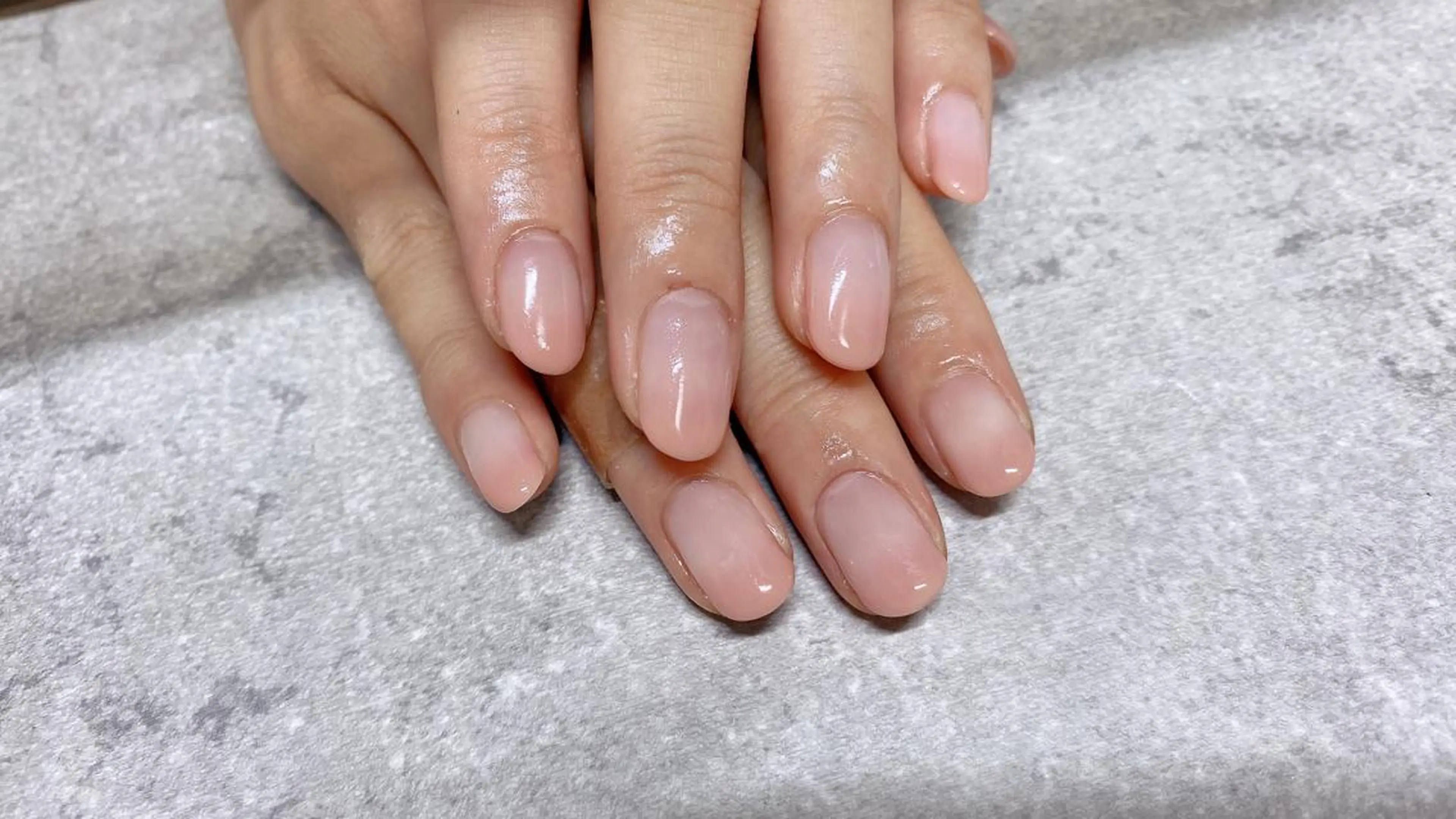 ネイル グラデーション mogunail &blowのネイルデザイン