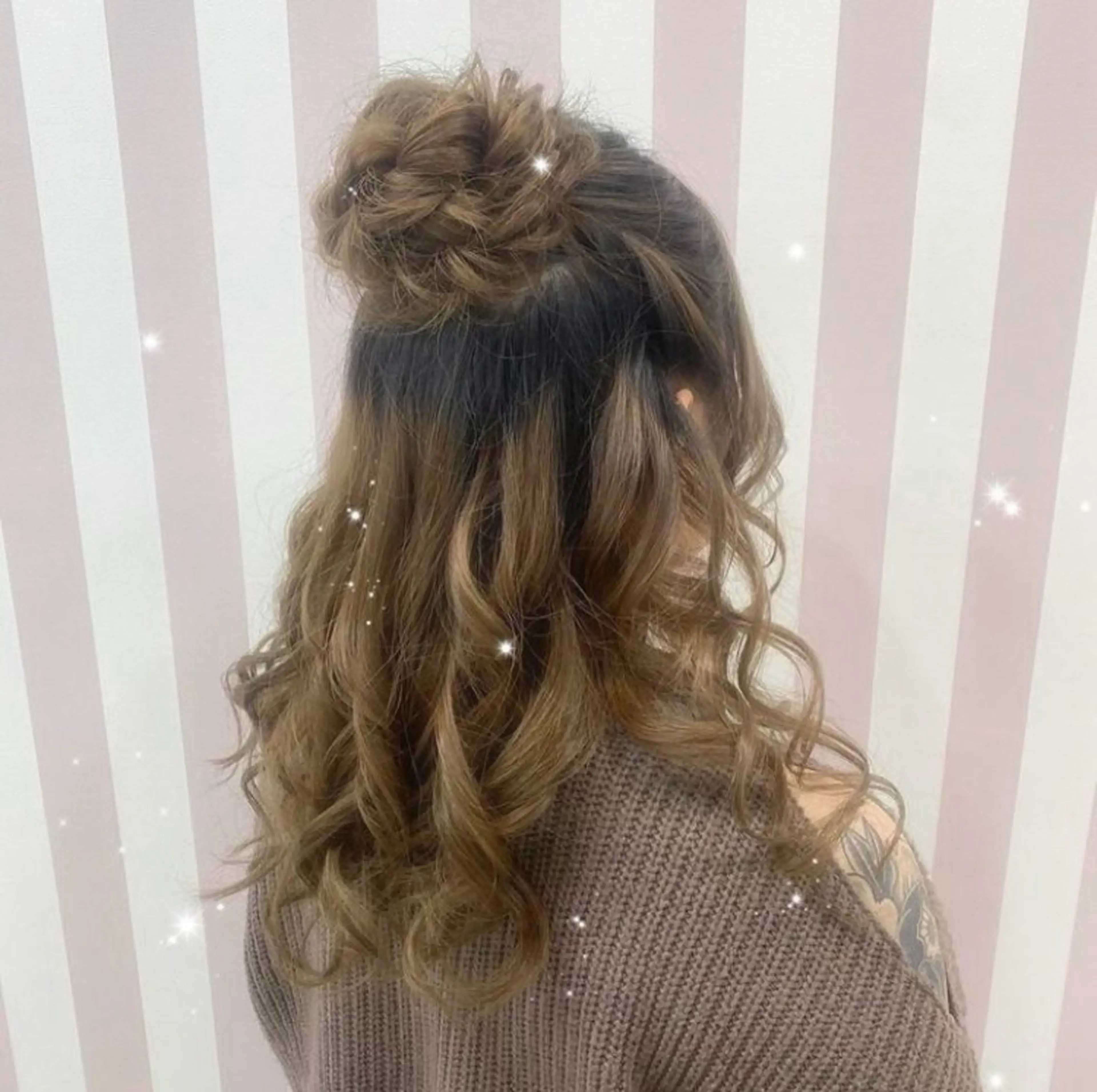 ヘアアレンジ ハーフアップ お団子ヘア Jill所属・eyelash 大正のマツエク・マツパデザイン