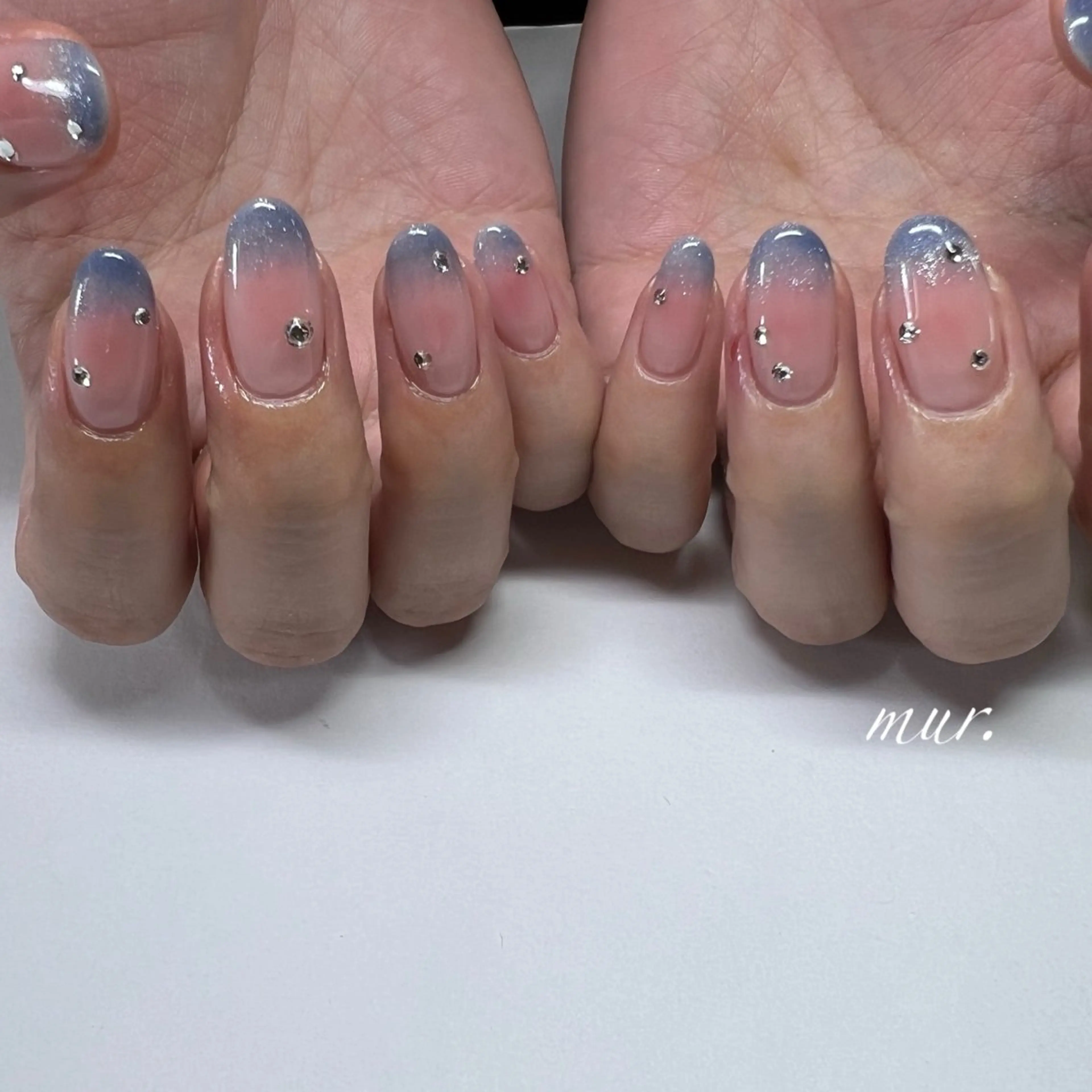 ネイル ブルー チークネイル フレンチネイル ジェルネイル 韓国ネイル nailsalon mur.のネイルデザイン