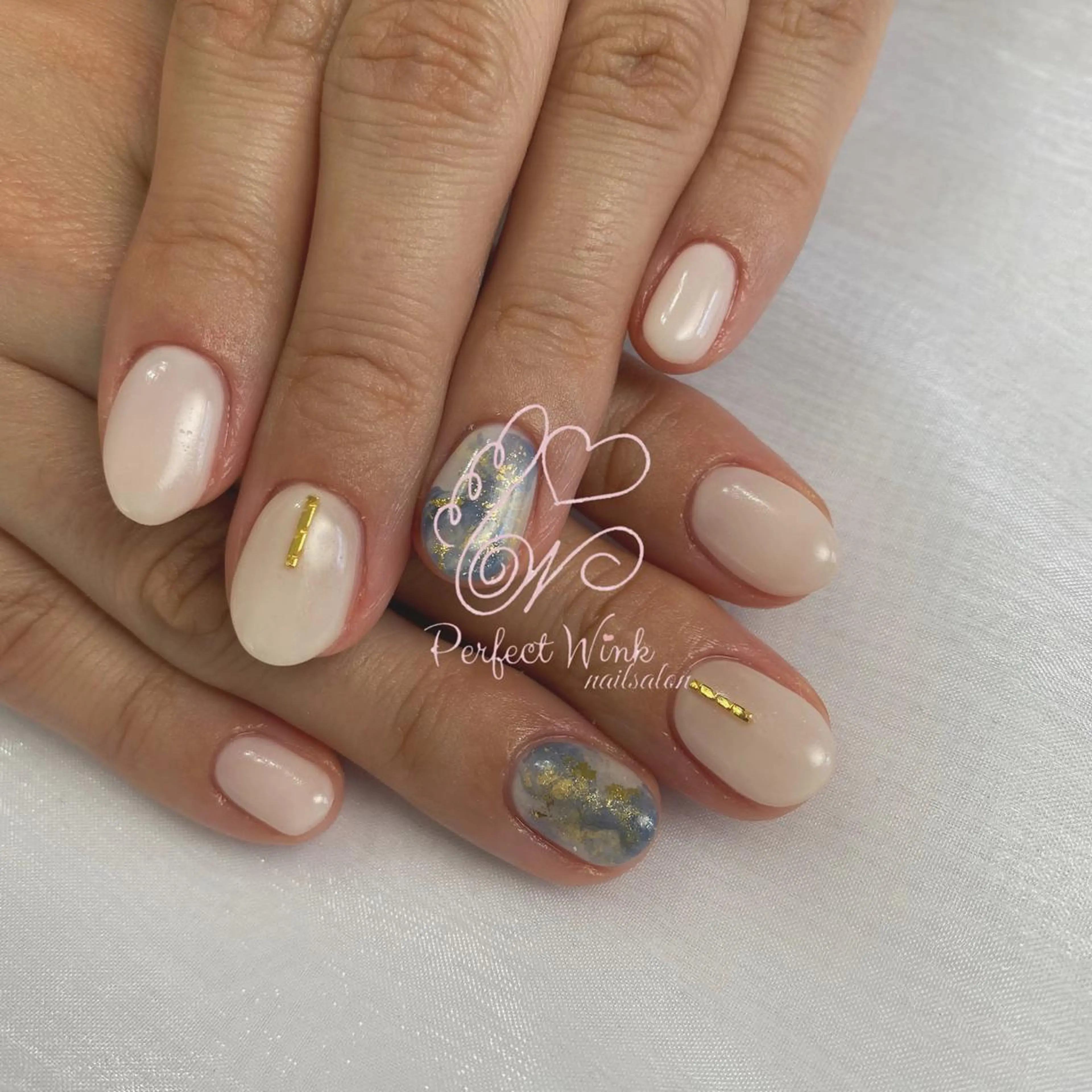 ネイル フレンチネイル ジェルネイル グラデーション キラキラネイル ラメ(グリッター) ハンドネイル 💅Perfect Wink RUI🌈のネイルデザイン