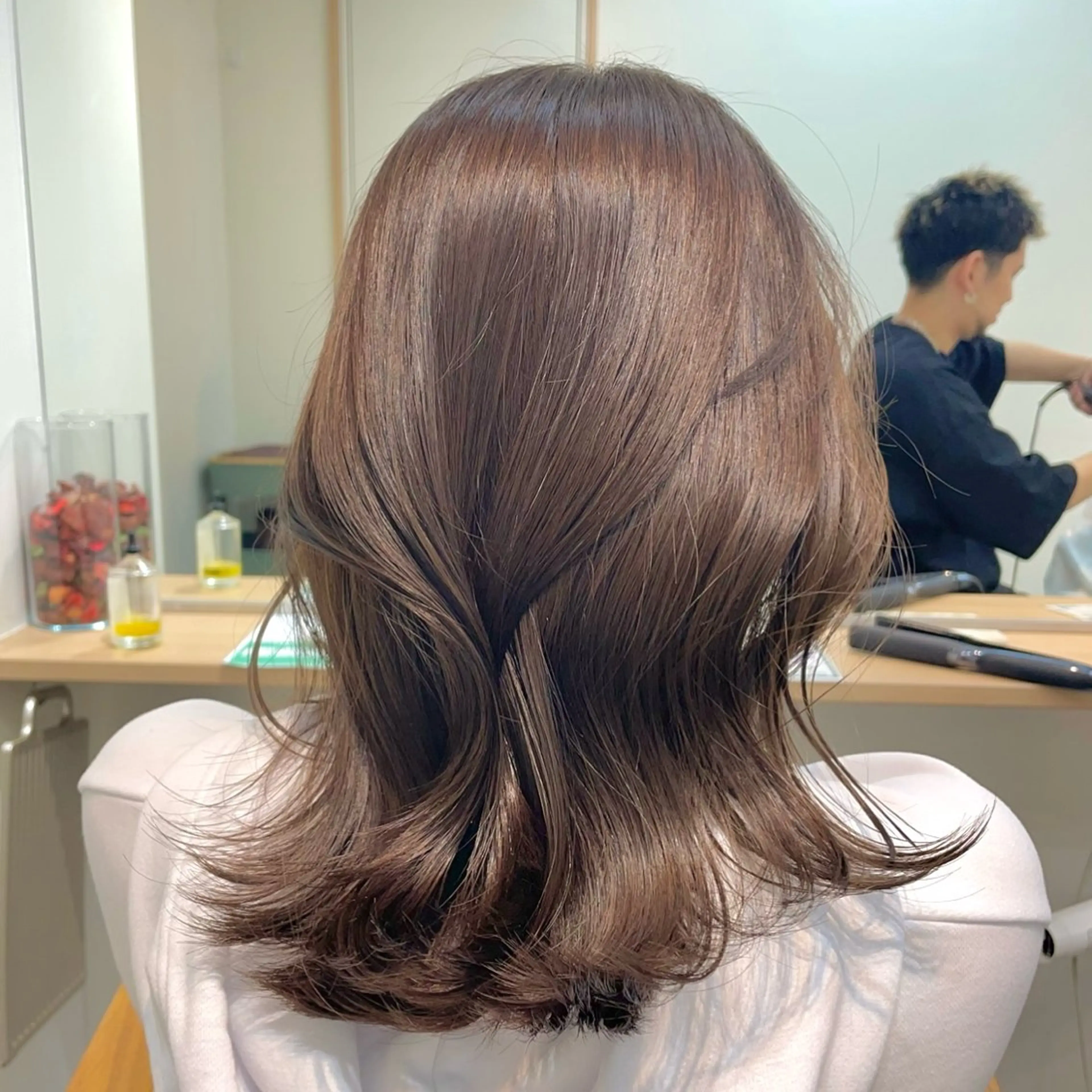 ミディアム カラー カット ヘアカラー 韓国レイヤー　船橋 徒歩5分/小川友美のヘアスタイル