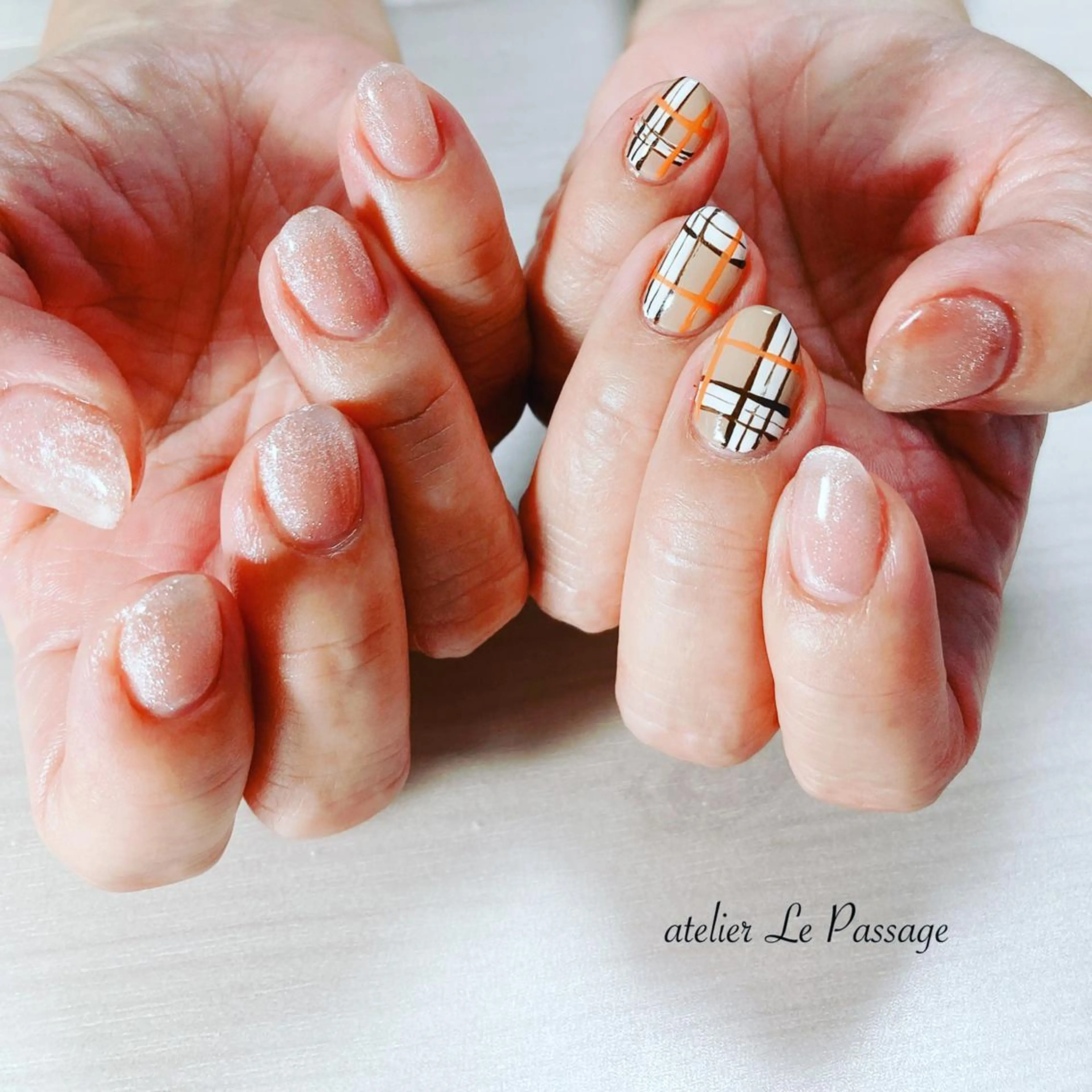ネイル ジェルネイル ニュアンスネイル パラジェル シンプルネイル 冬ネイル Atelier Le Passage所属・h nakatsukaのネイルデザイン