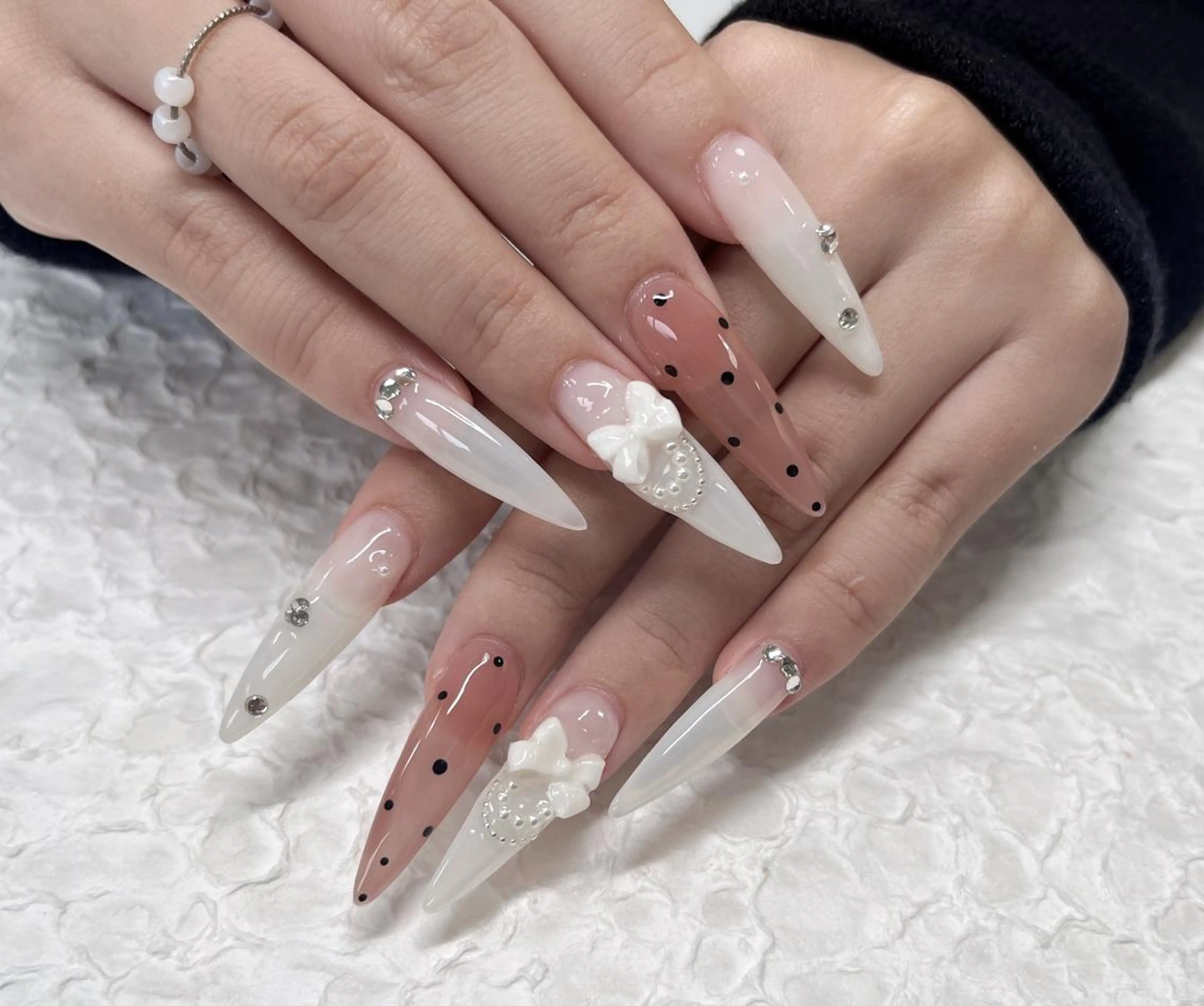 ネイル AB マツエクネイルサロンのネイルデザイン