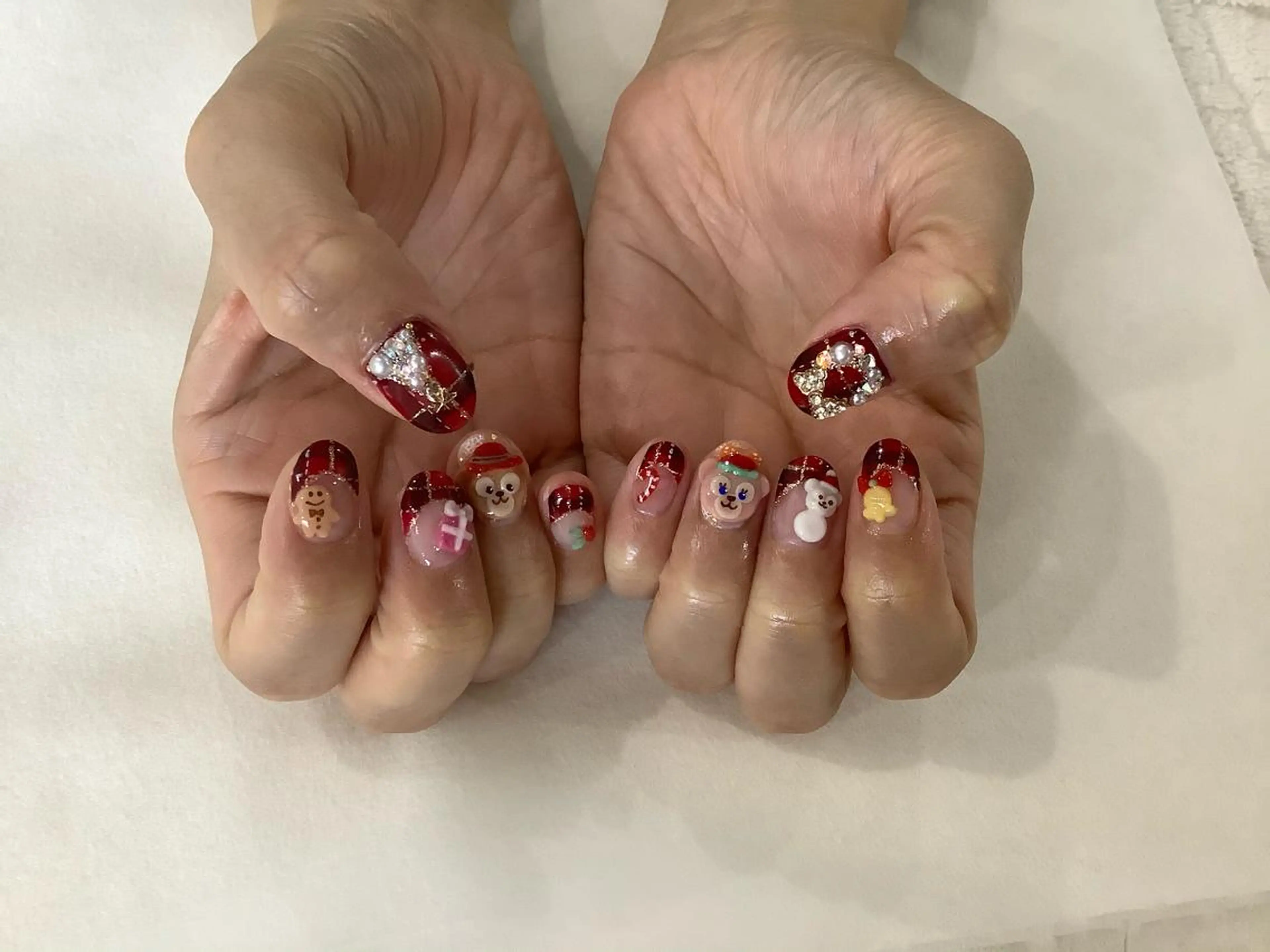 ネイル ハンドネイル 💎🐰 saki. m 🐰💎のネイルデザイン