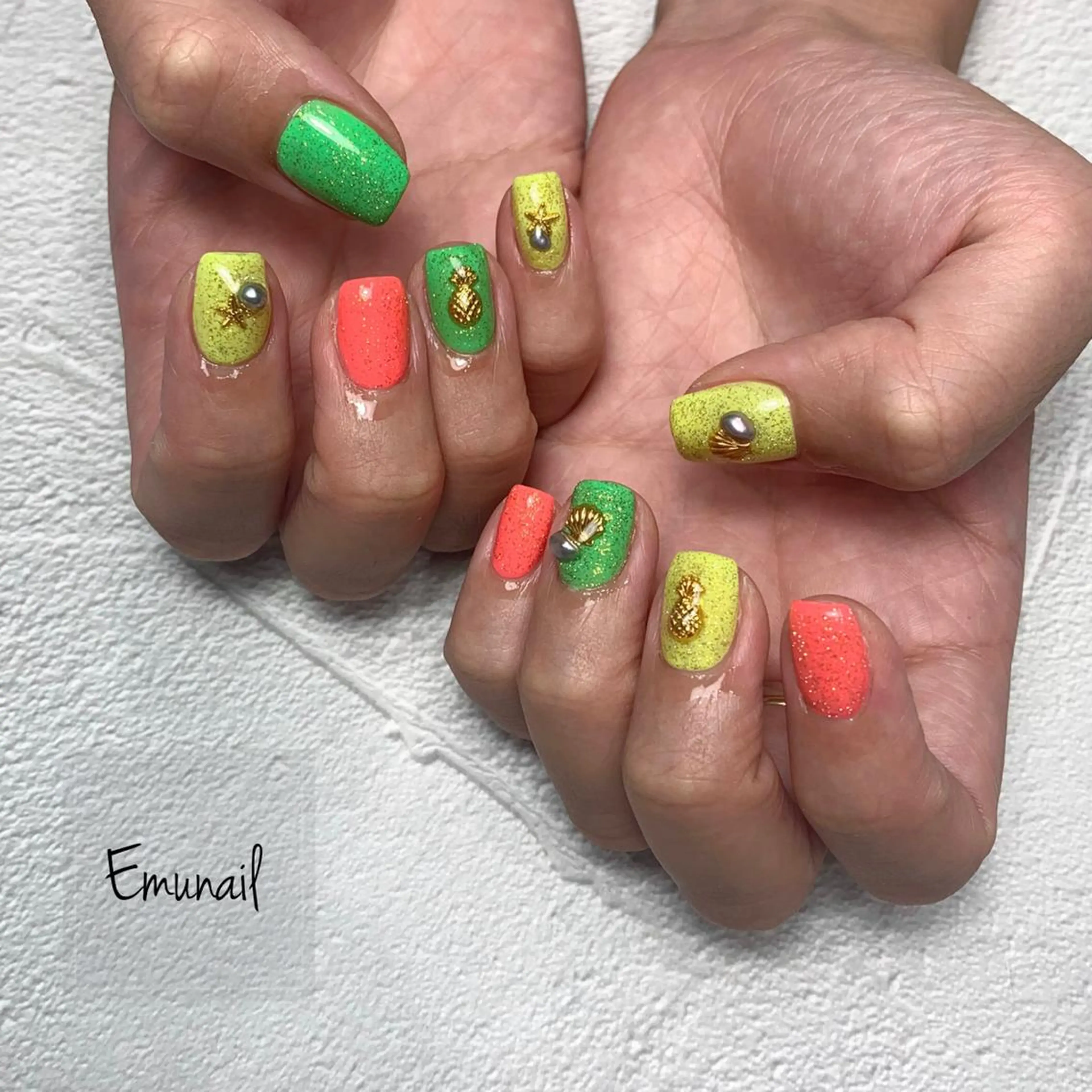 ネイル ハンドネイル Emu Nailのネイルデザイン