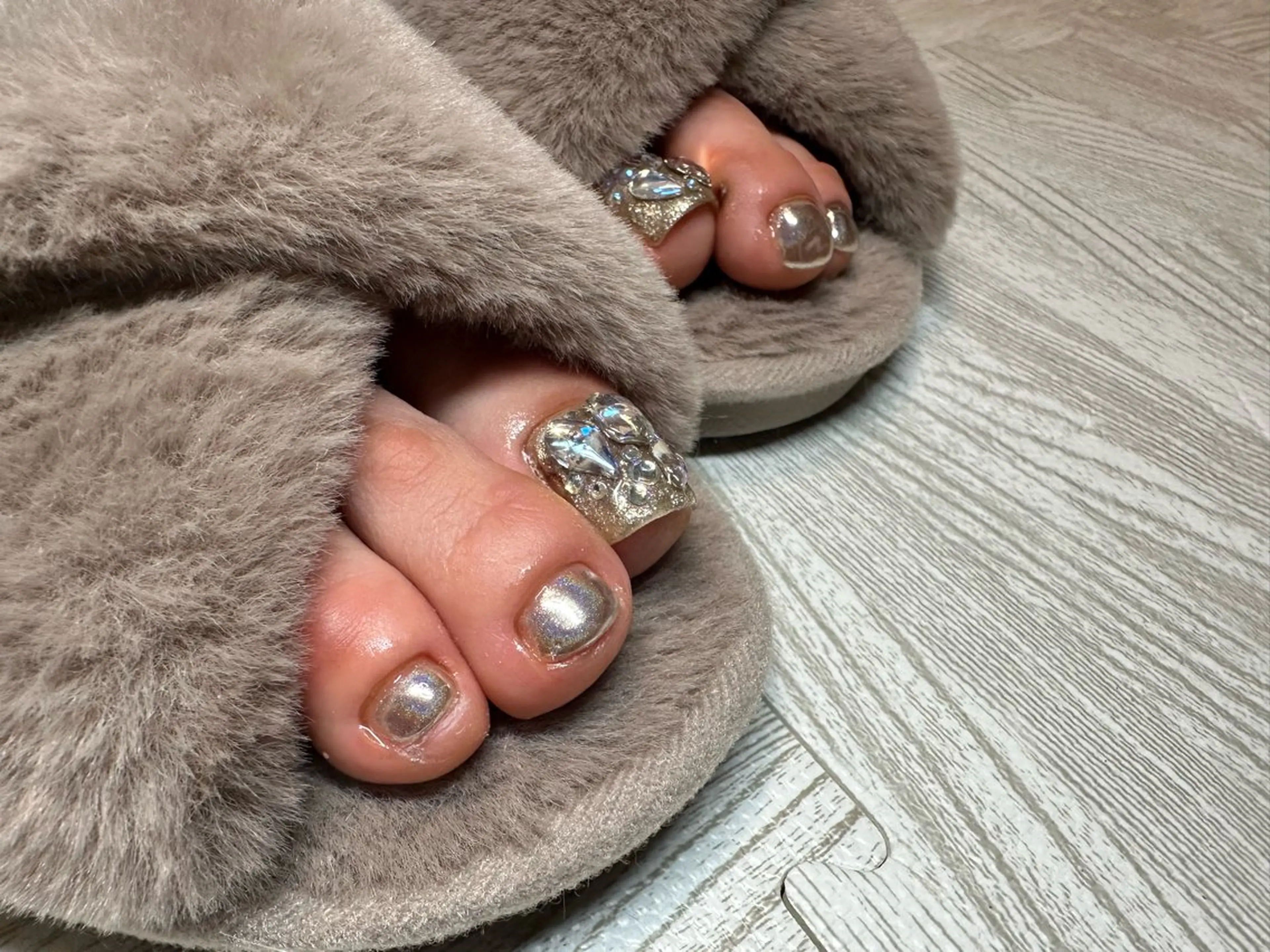 ネイル 越猪 未来のネイルデザイン