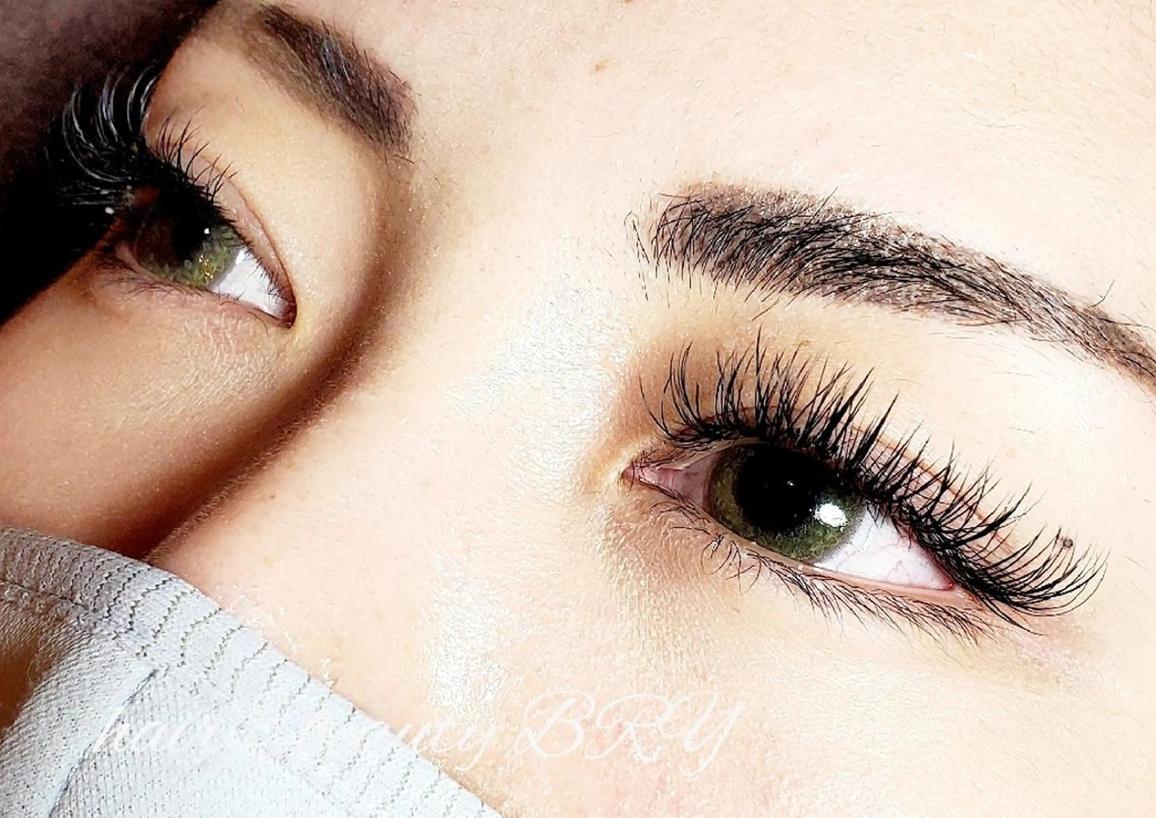 マツエク・マツパ 付け放題 バインドロック カラーマツエク フラットラッシュ ボリュームラッシュ Hair&beauty BRY所属・hair& beauty BRYのマツエク・マツパデザイン