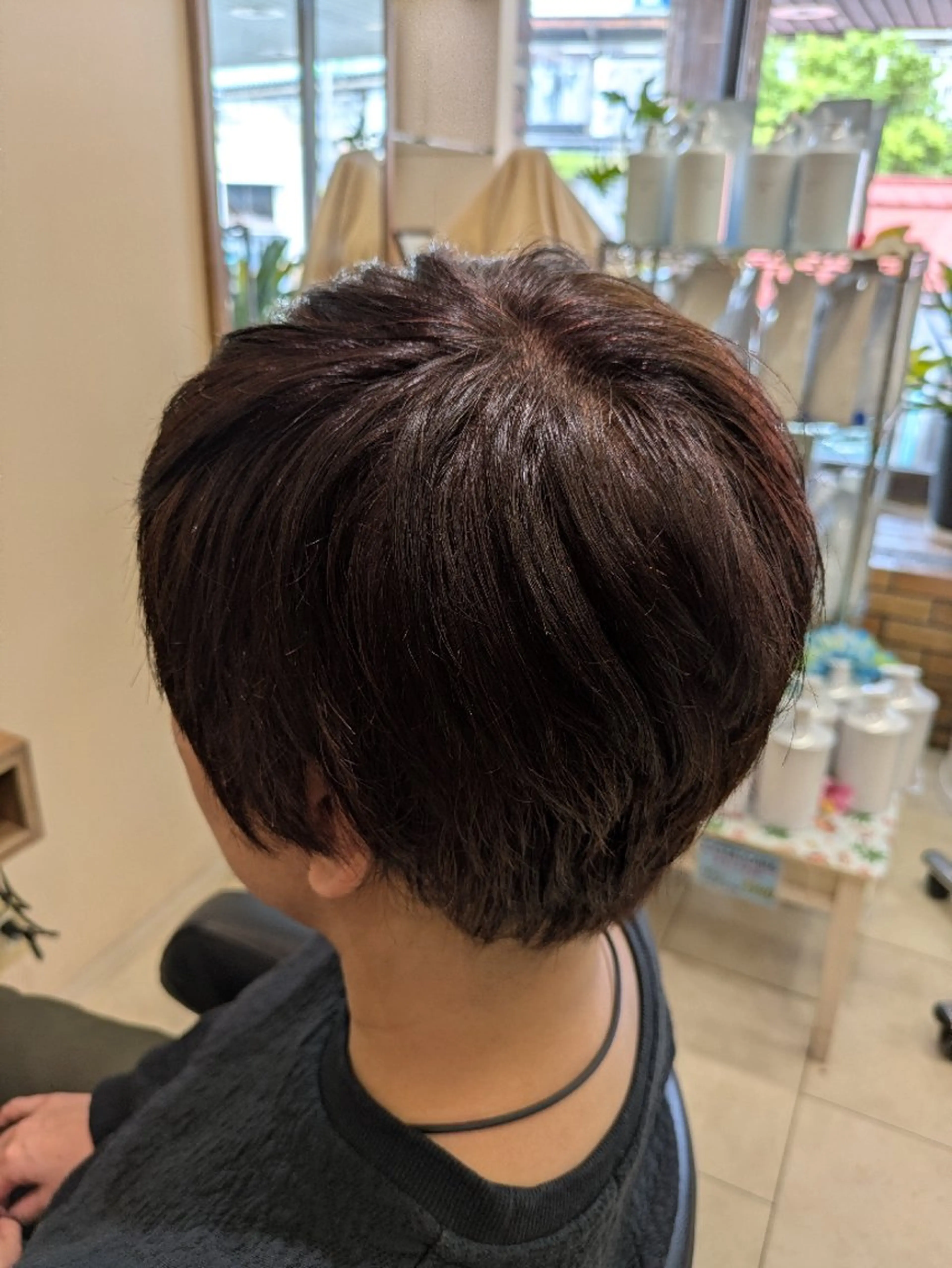 ショート 塚原 友紀子のヘアスタイル