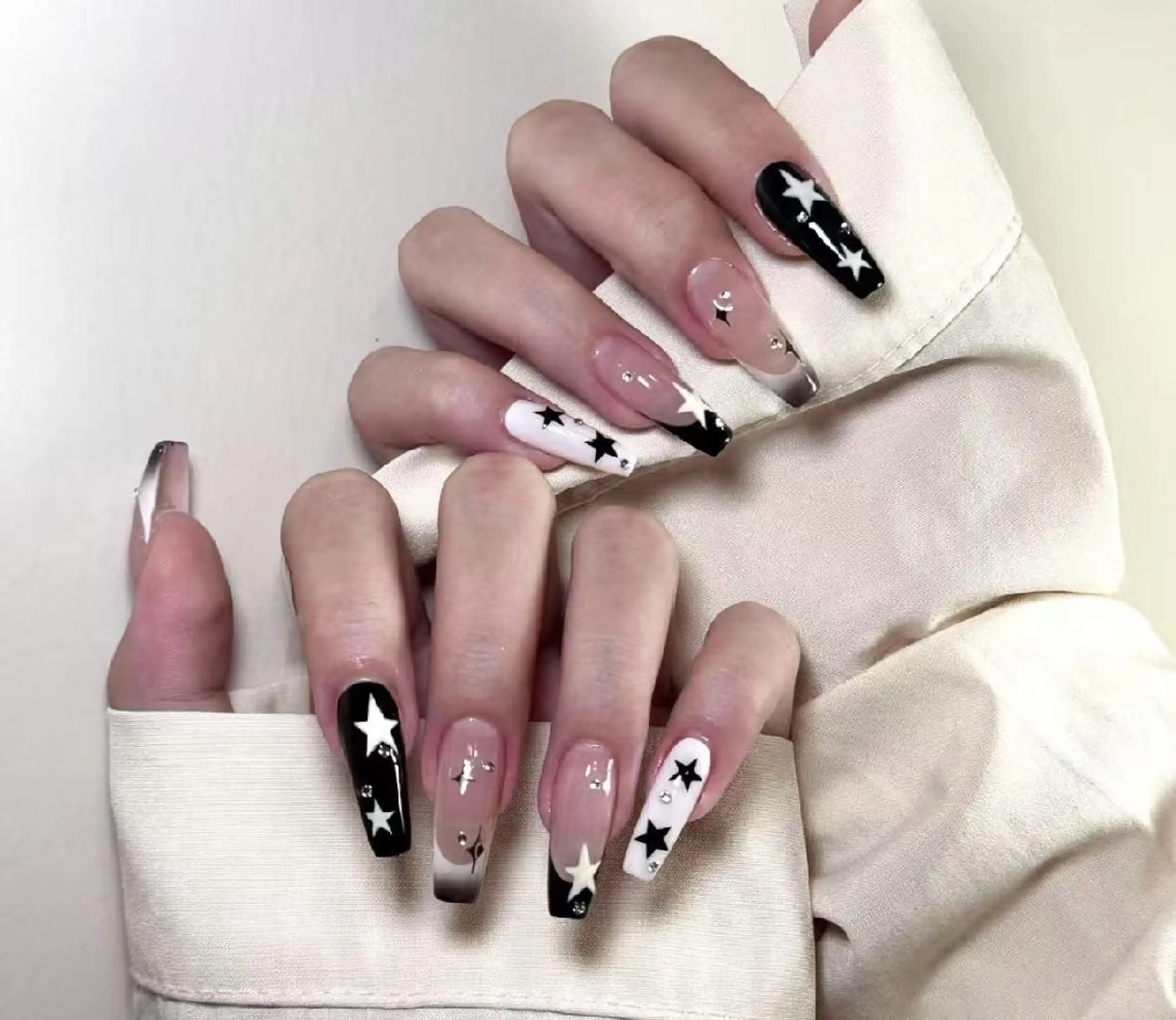 ネイル ハンドネイル Pure&Rich Nailのネイルデザイン