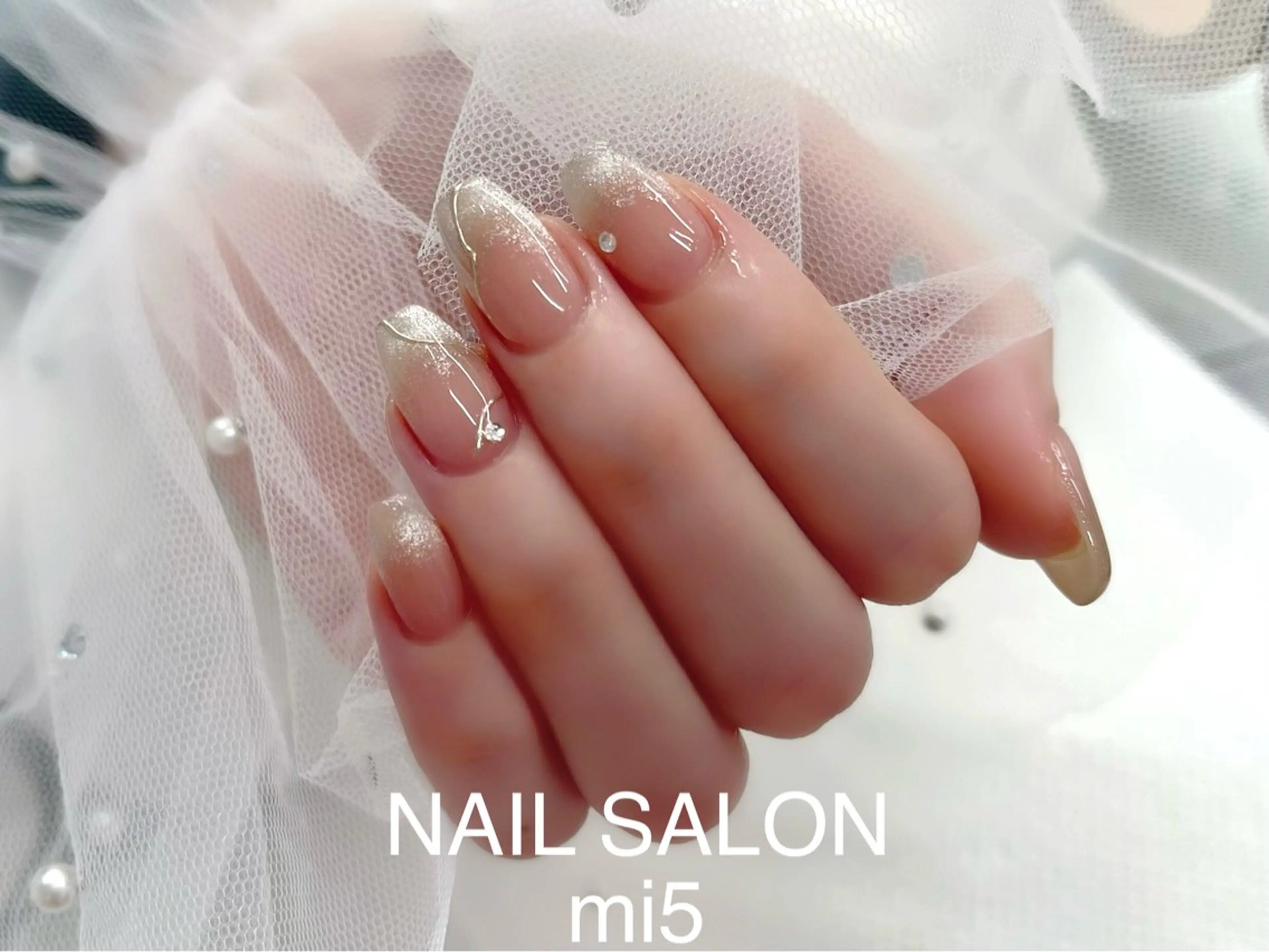 ネイル グラデーション マグネットネイル NAIL SALON mi5／Momokoのネイルデザイン