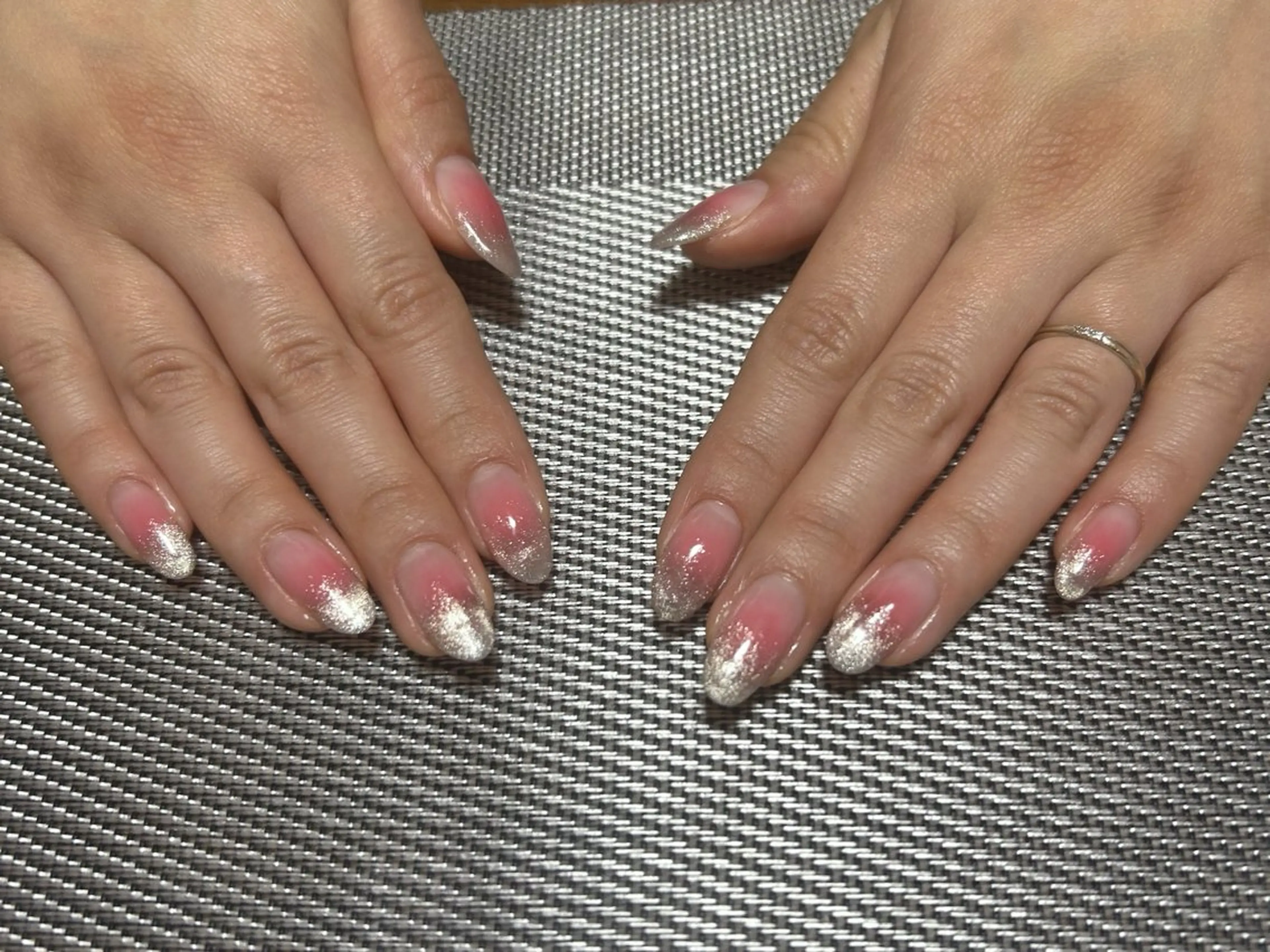 ネイル チークネイル ハンドネイル i nailのネイルデザイン
