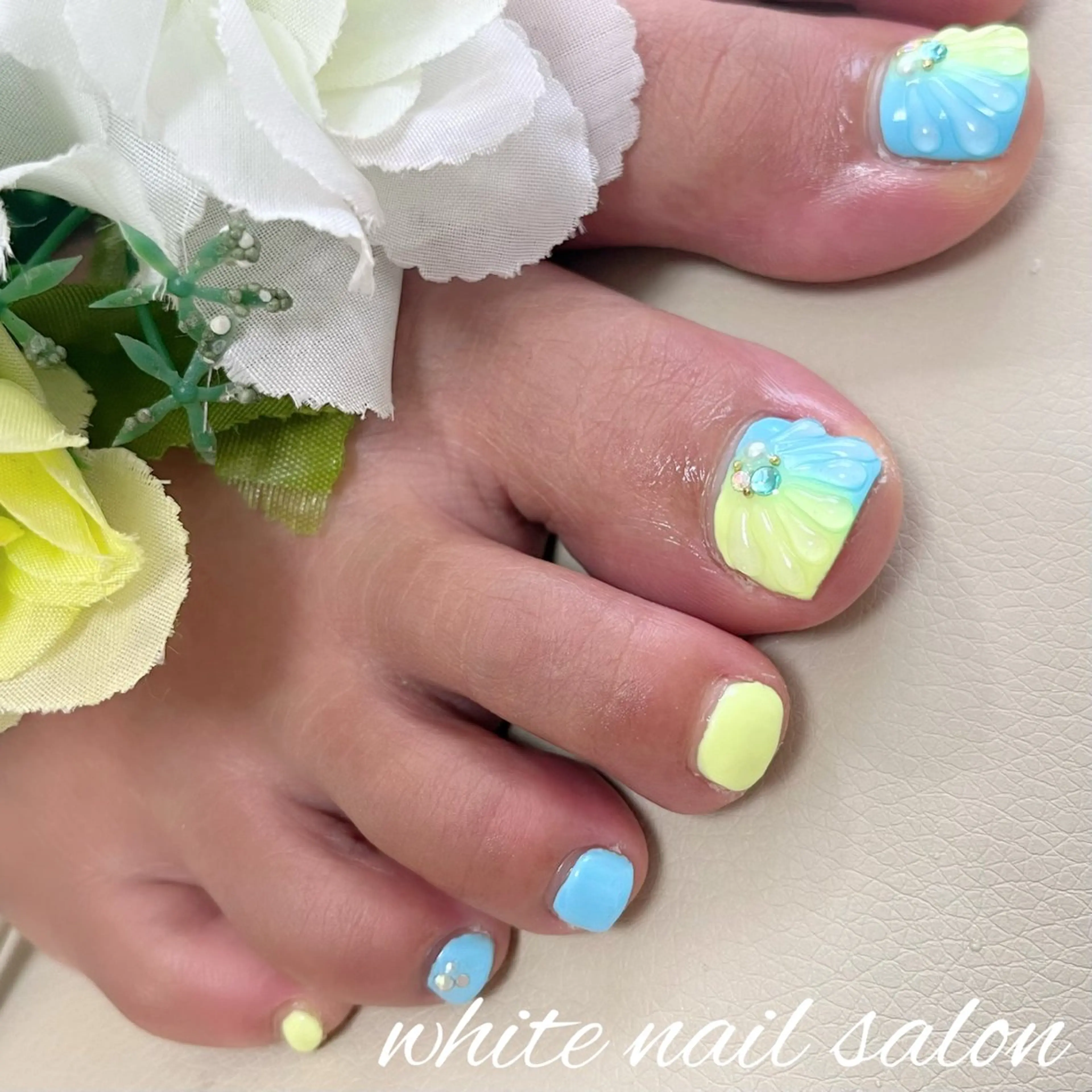 ネイル ラメ(グリッター) ハンドネイル white nail salonのネイルデザイン