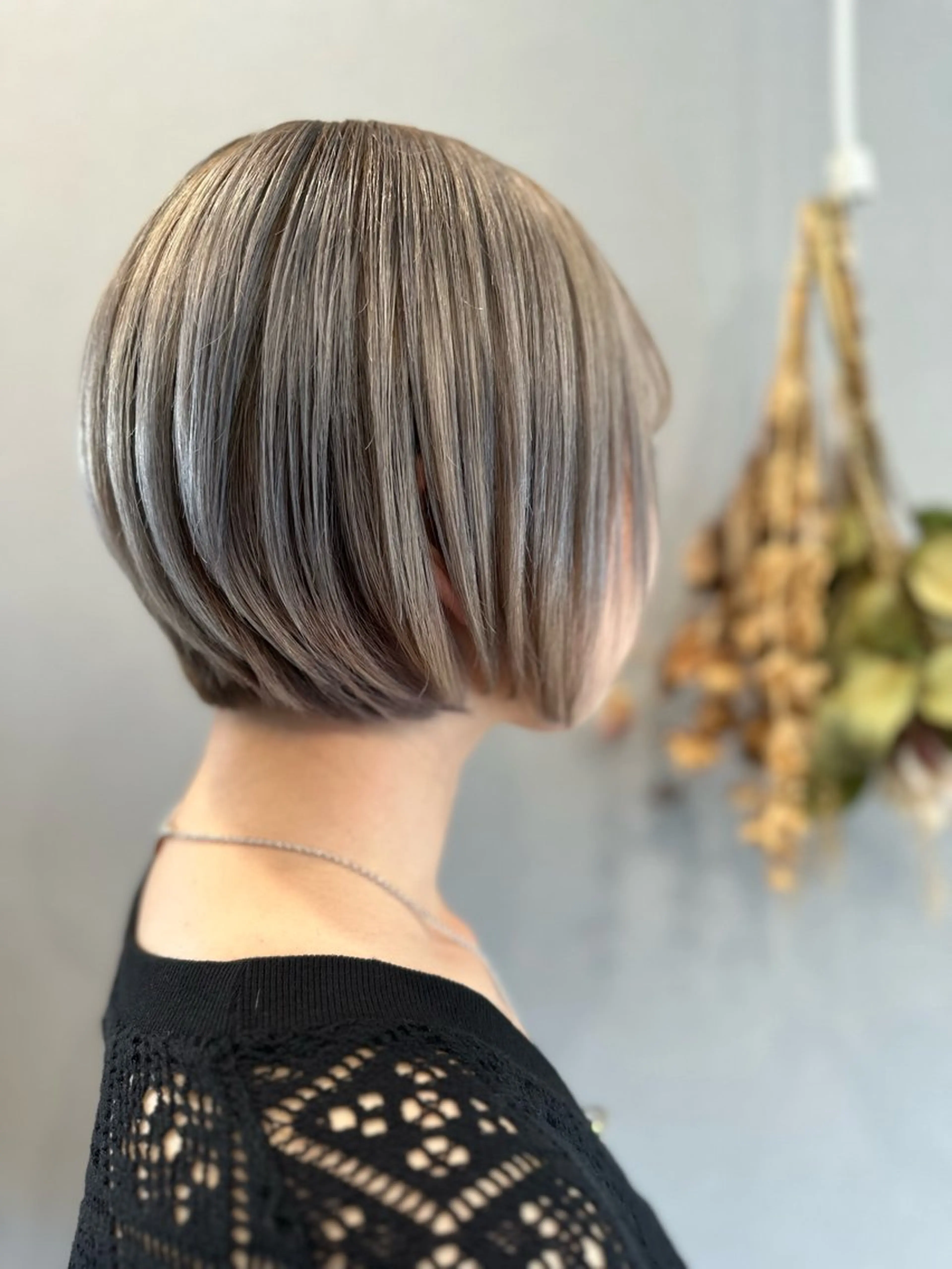 ショート カラー ヘアカラー トリートメント K Harukaのヘアスタイル