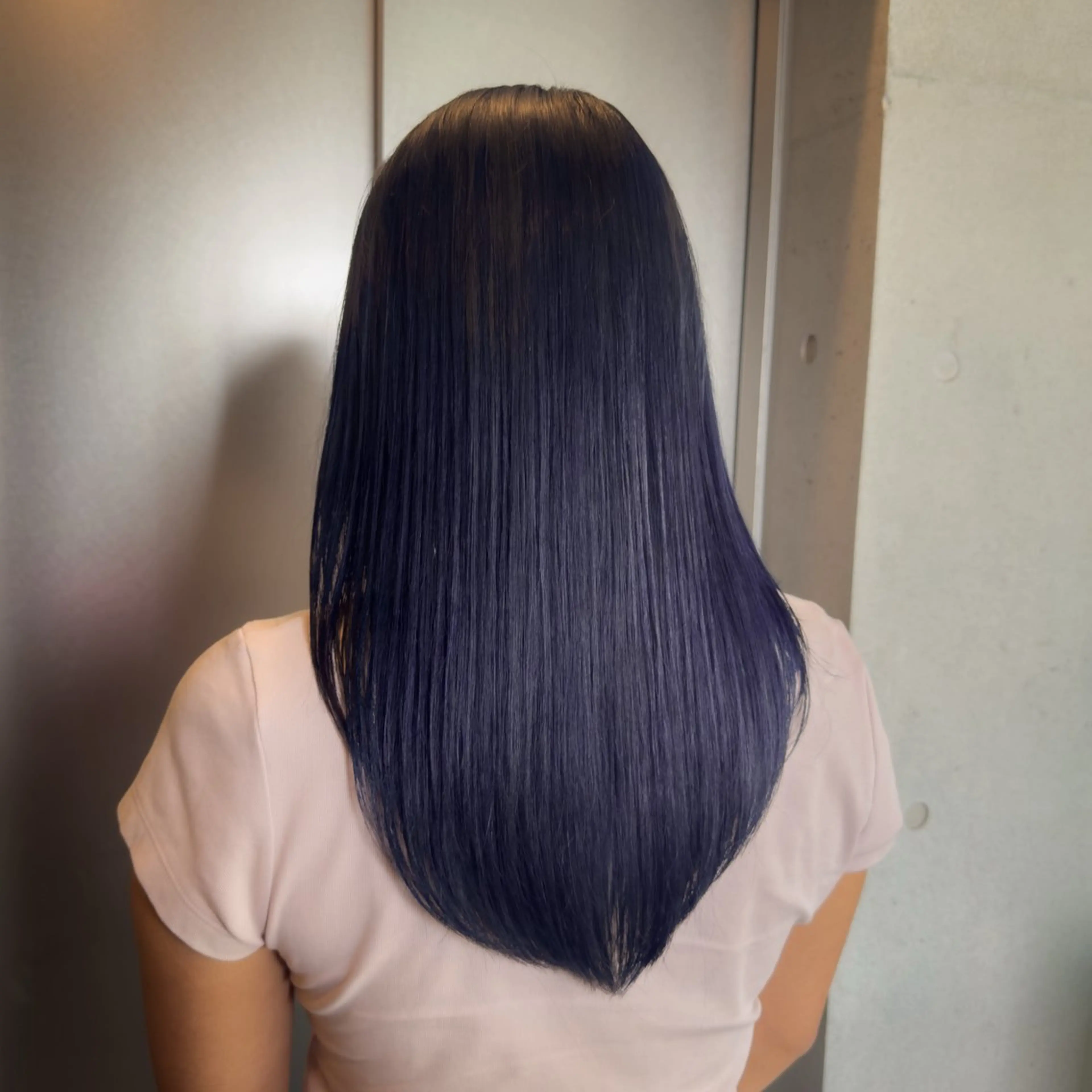 ロング カラー ブルーカラー ネイビーカラー カット ヘアカラー トリートメント 透明感/血色カラー/ 似合せレイヤー/ゆいのヘアスタイル