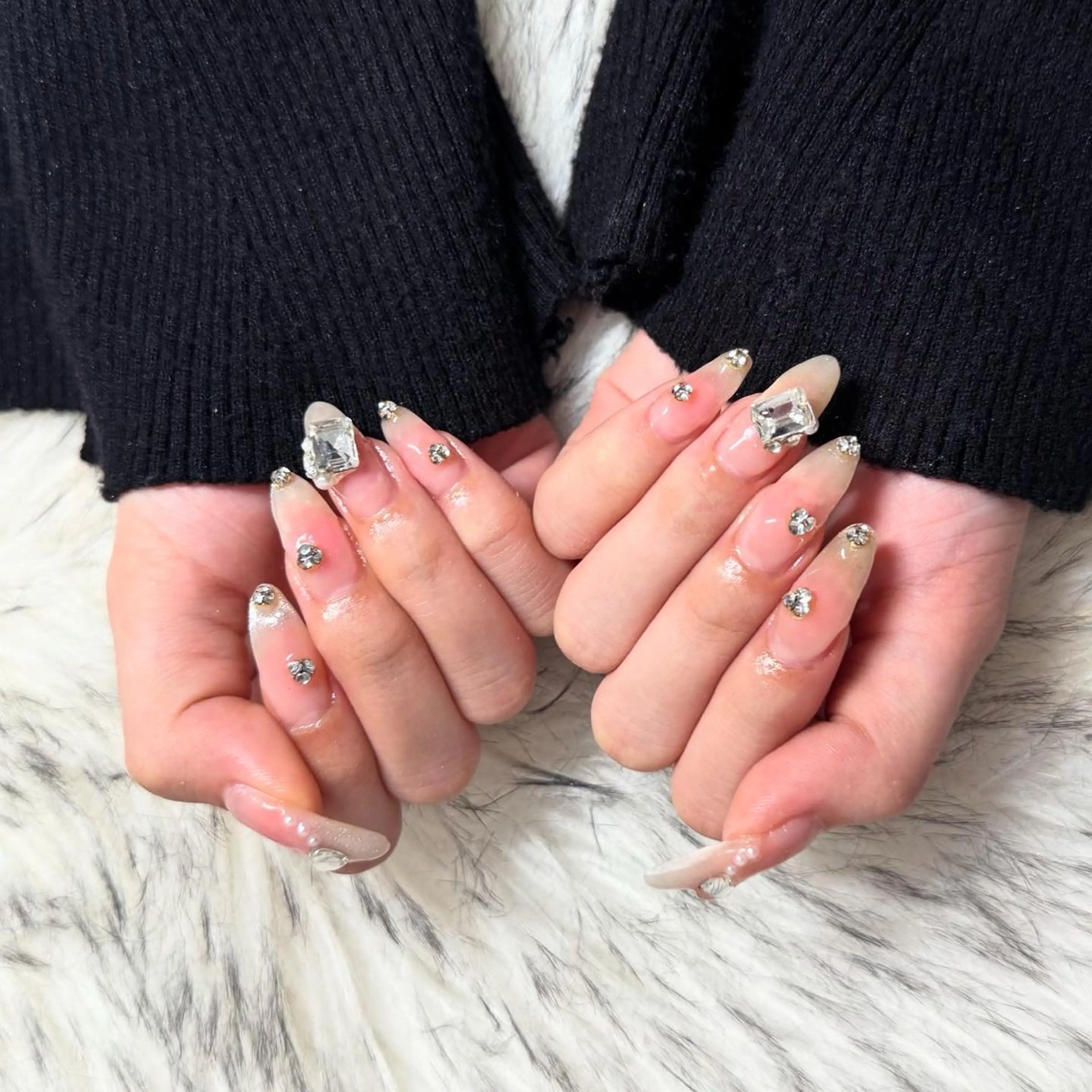 ロング ハンドネイル mao .のネイルデザイン