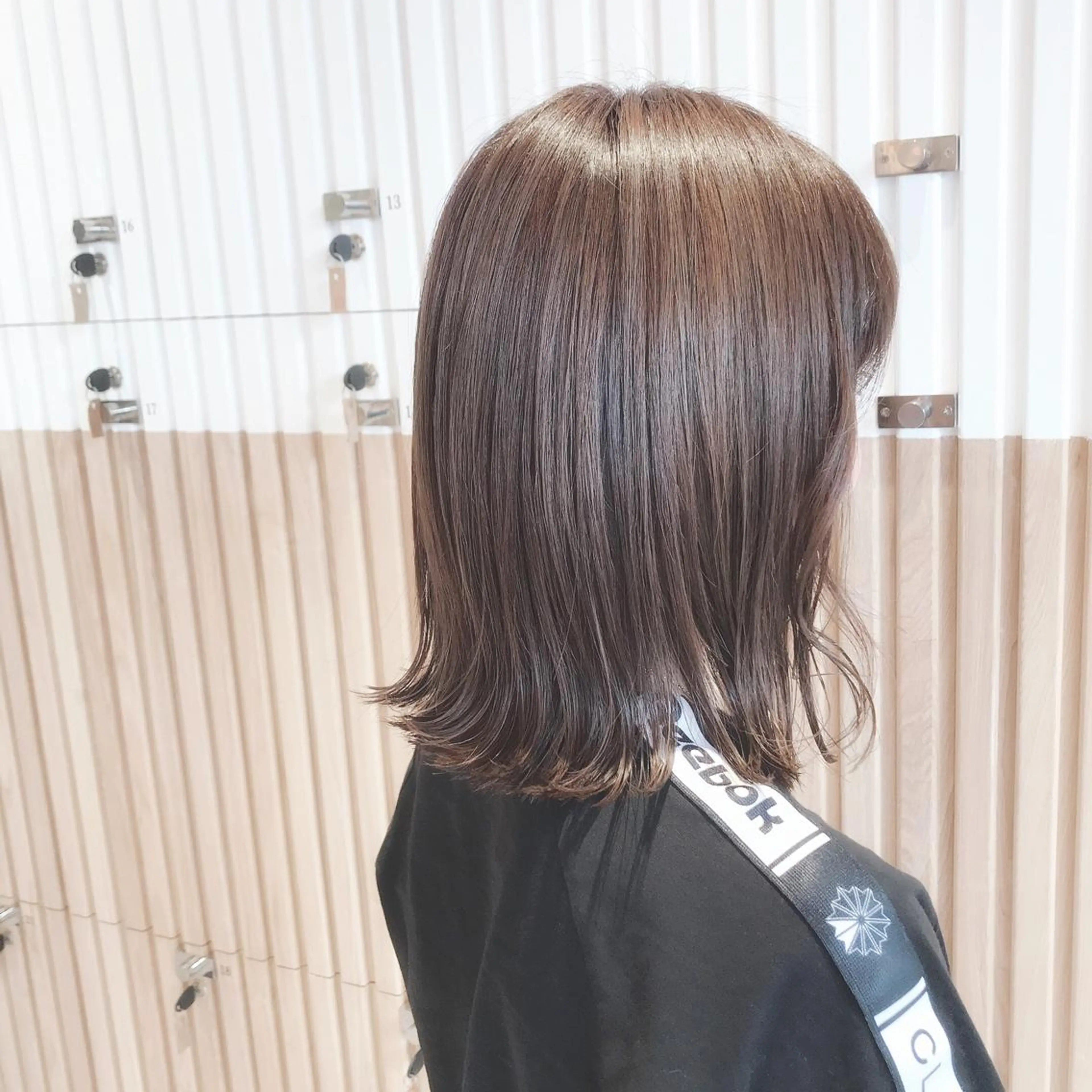 ミディアム カラー ベージュカラー イルミナカラー カット ヘアカラー トリートメント ボブ/ハイトーン 福生Radix 下田のヘアスタイル