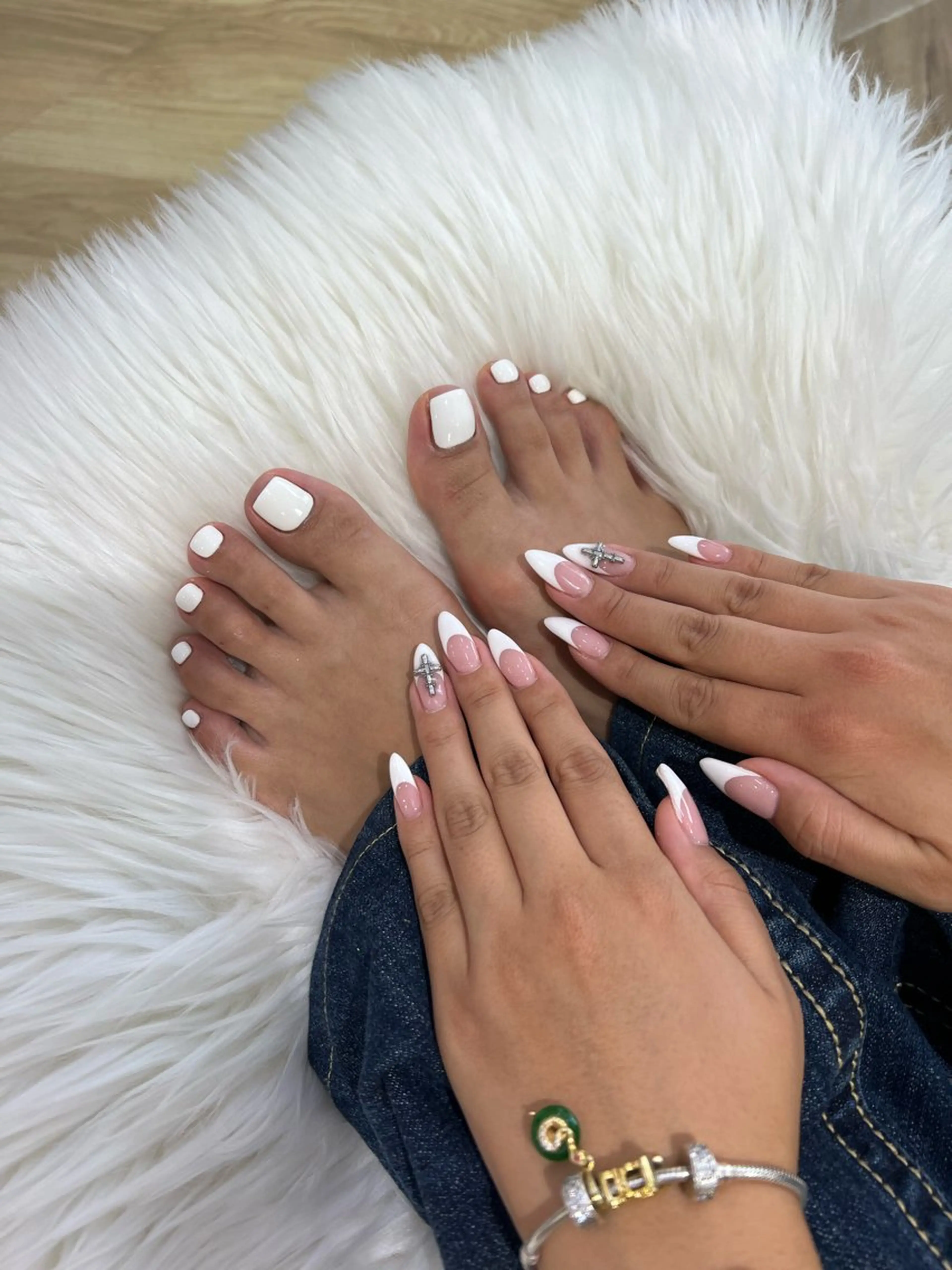 ネイル ハンドネイル フットネイル ハンドケア Miyagi Asamiのネイルデザイン