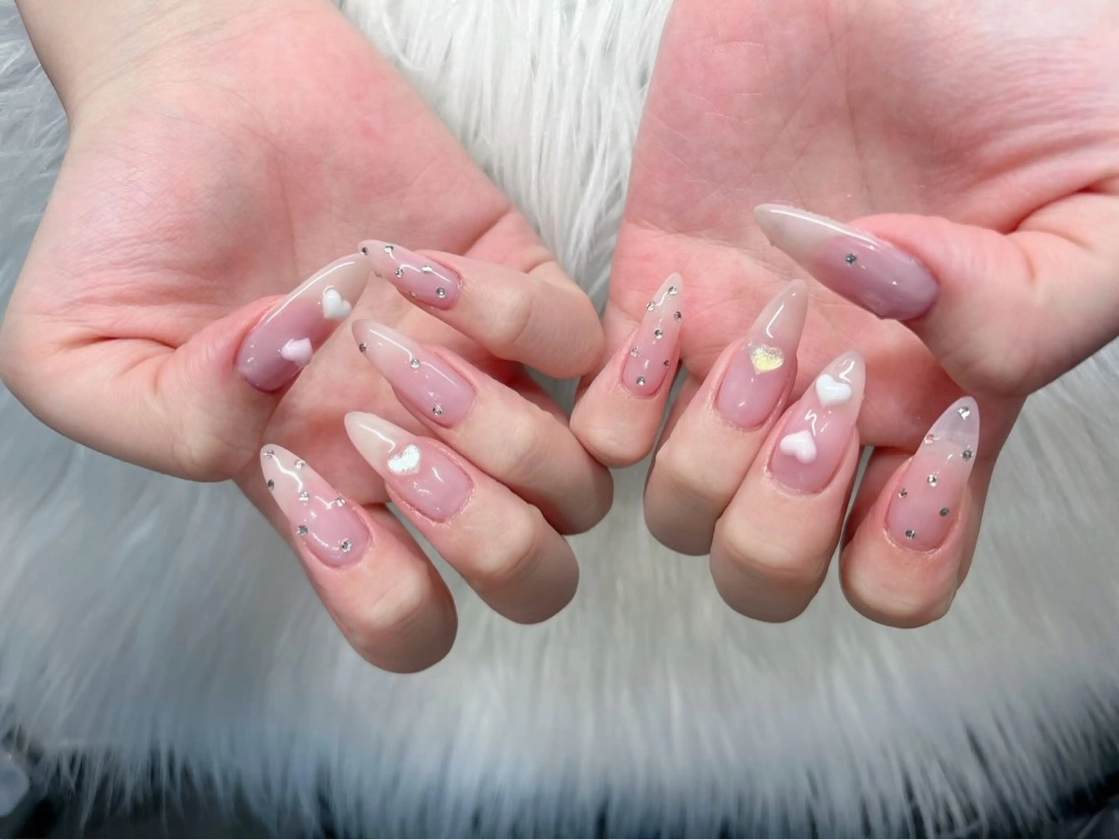 ネイル フレンチネイル ガラスフレンチ ロングネイル マグネットネイル ニュアンスネイル ハンドネイル XIMINANAIL SALON堀江店のネイルデザイン