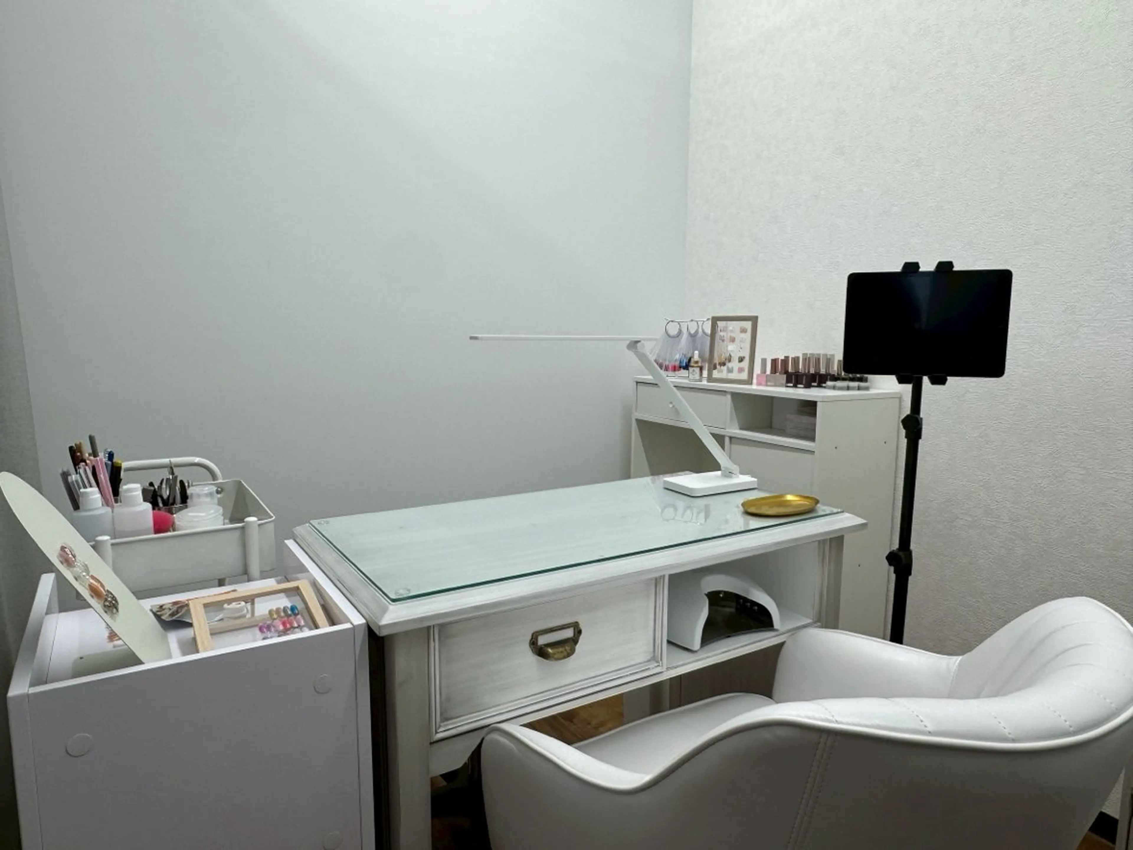 レヴィエリス八幡宿店 🩷Natsumiのネイルデザイン