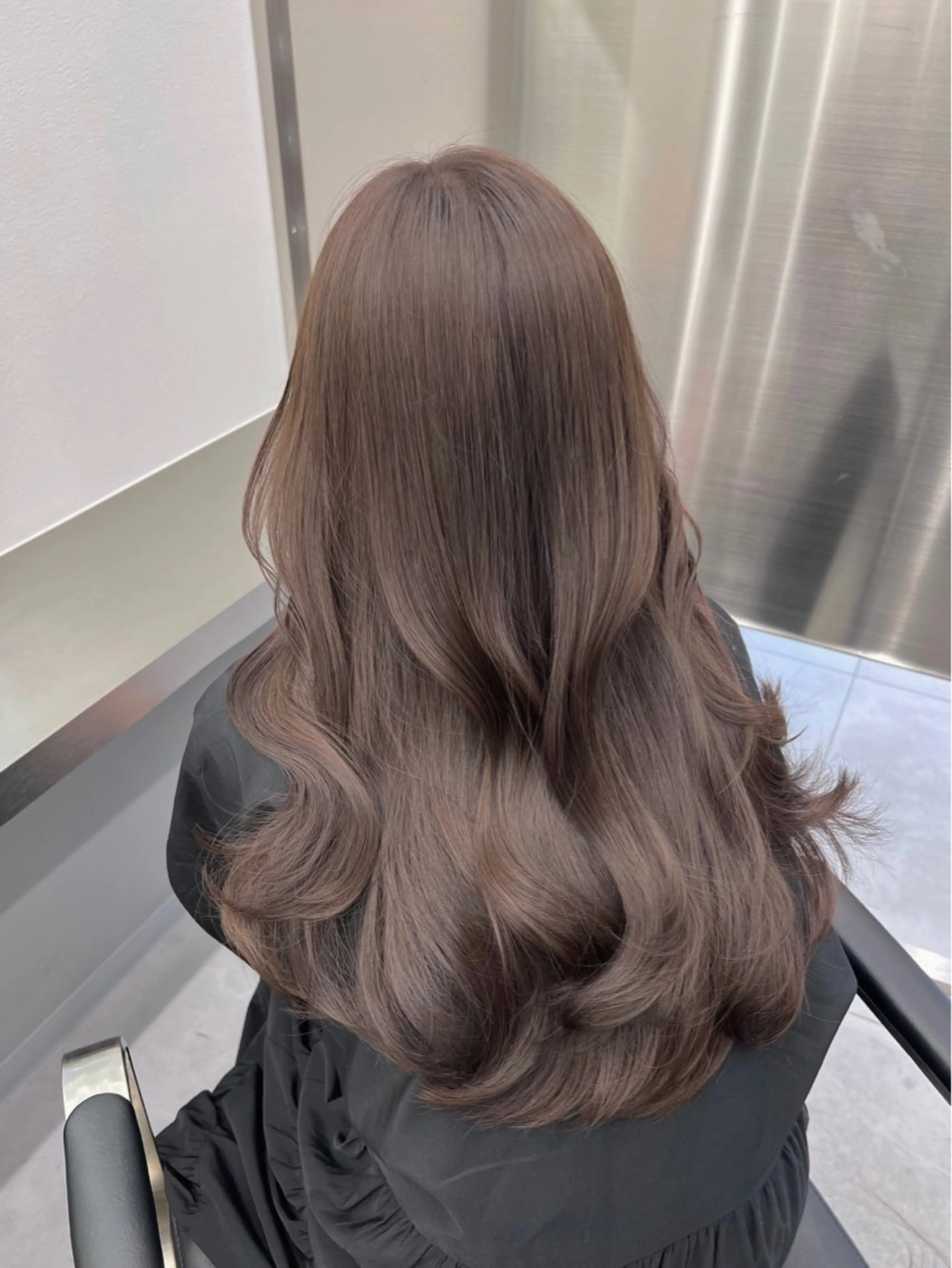 ロング 🚨メンズ曲がる 縮毛矯正りおん🚨のヘアスタイル