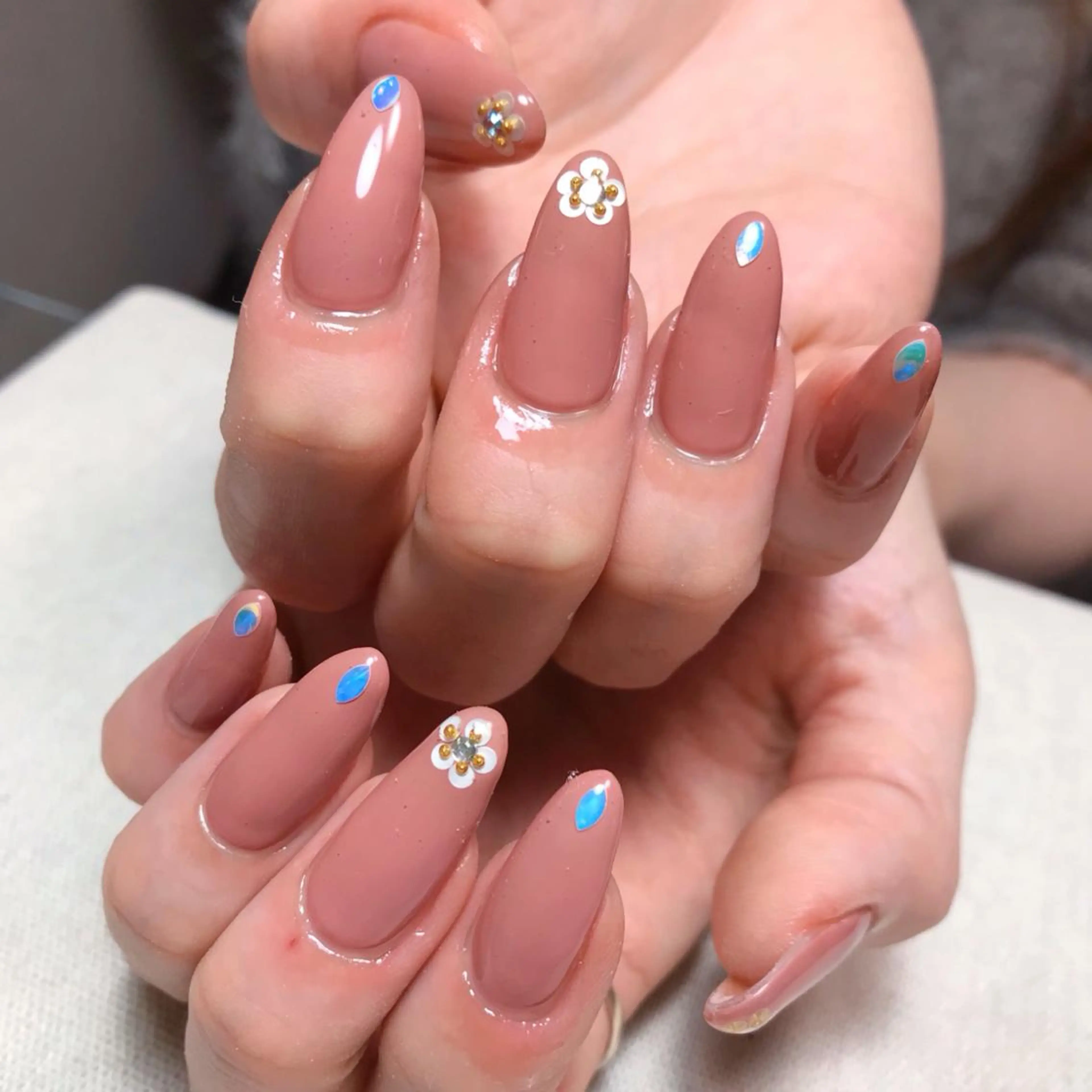 ネイル ハンドネイル 💅chainail _aiのネイルデザイン