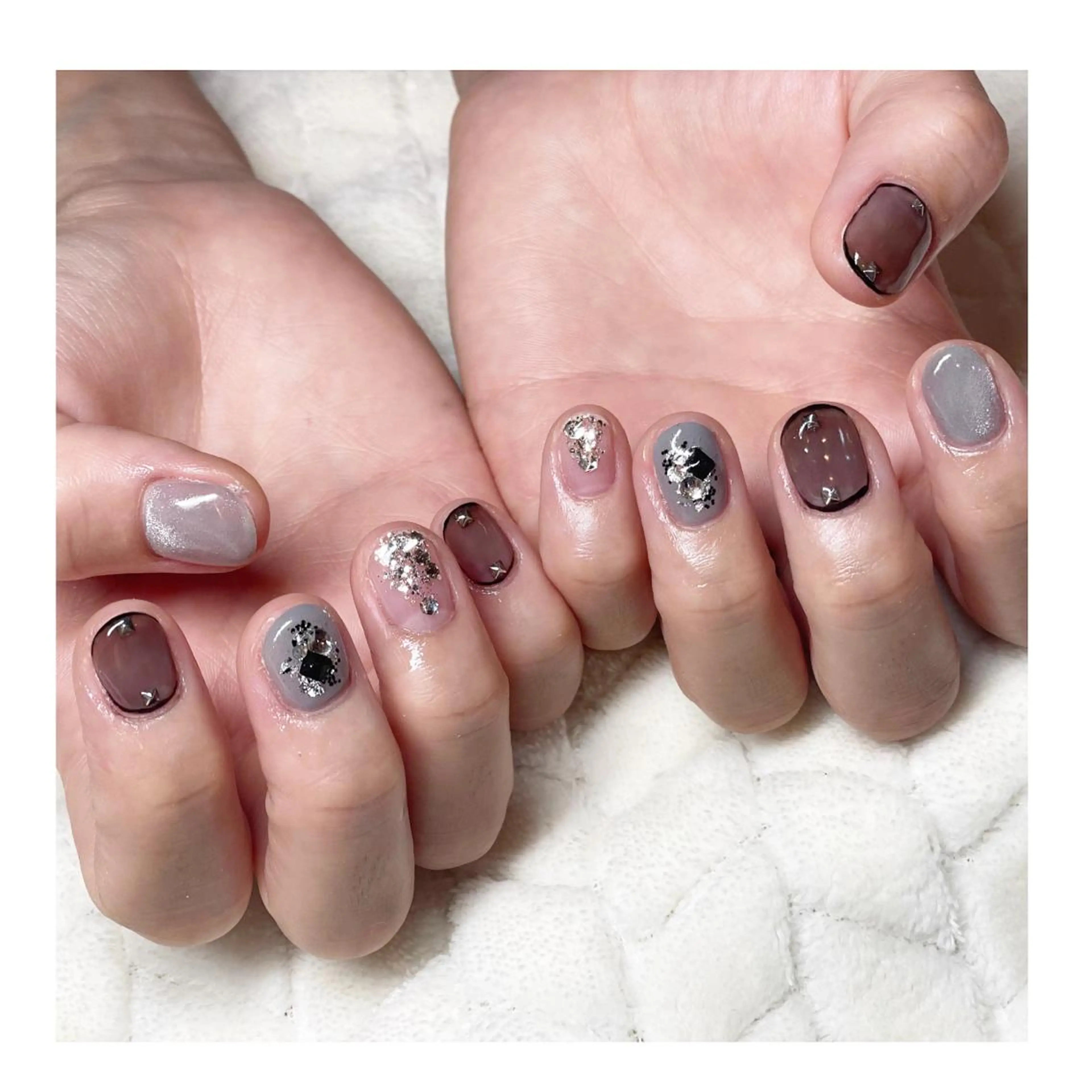 ネイル アートネイル ジェルネイル マグネットネイル ニュアンスネイル ハンドネイル LaLa Peach 福岡のマツエク・マツパデザイン