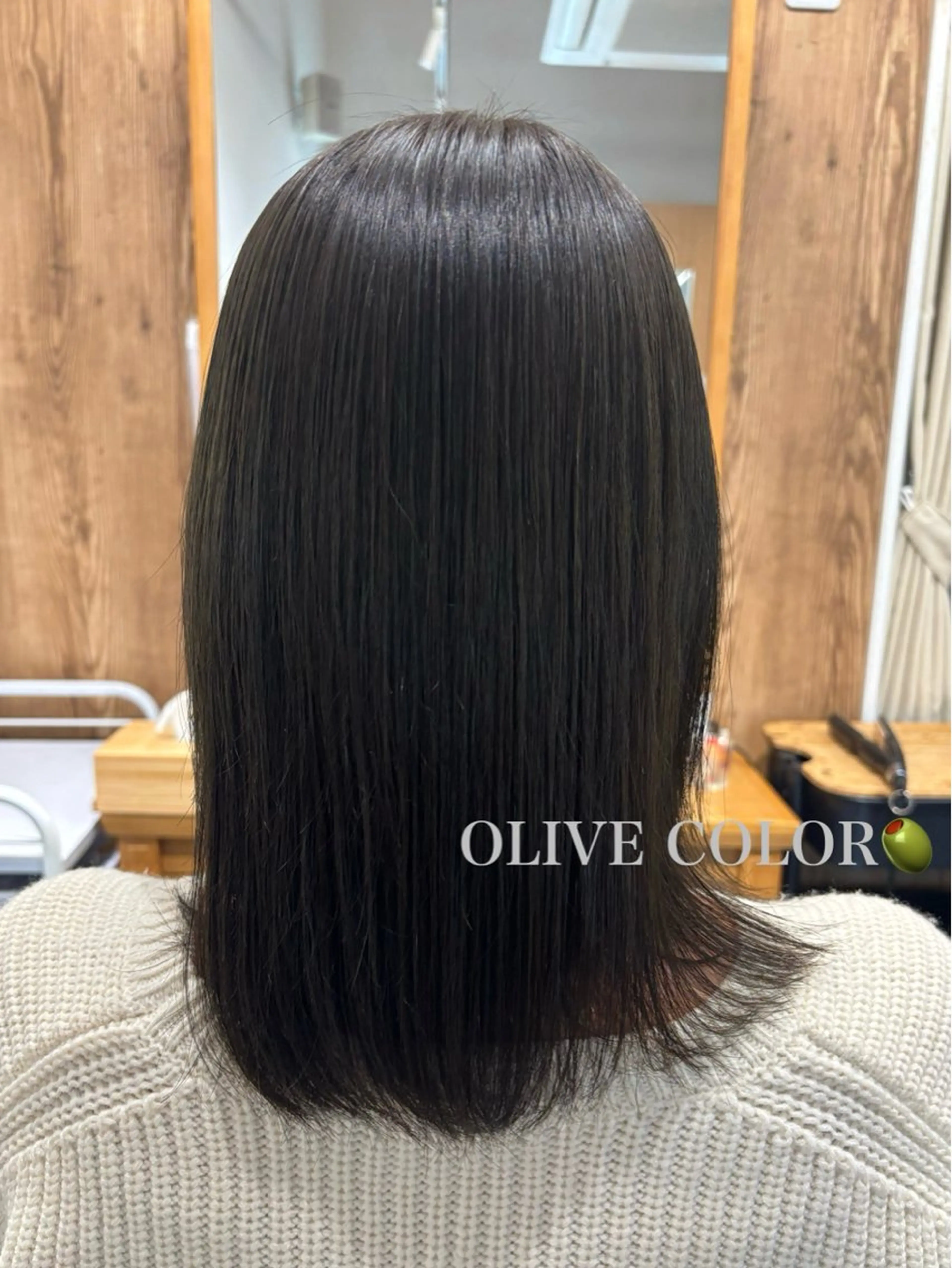 セミロング カラー Hair Itice トリイのヘアスタイル