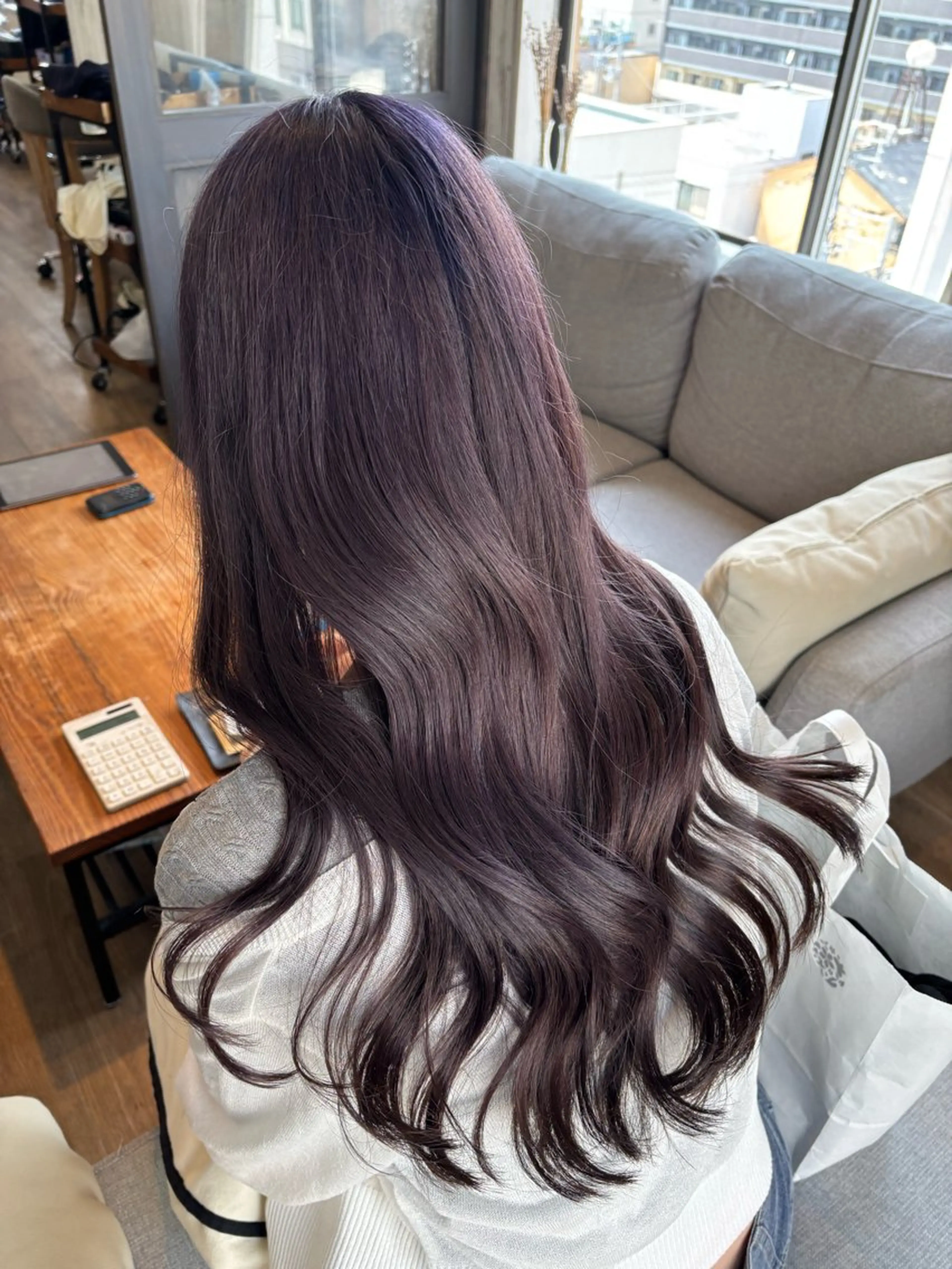 ロング カラー アッシュ 透明感カラー ラベンダーカラー ラベンダーアッシュ 中西 彩愛のヘアスタイル