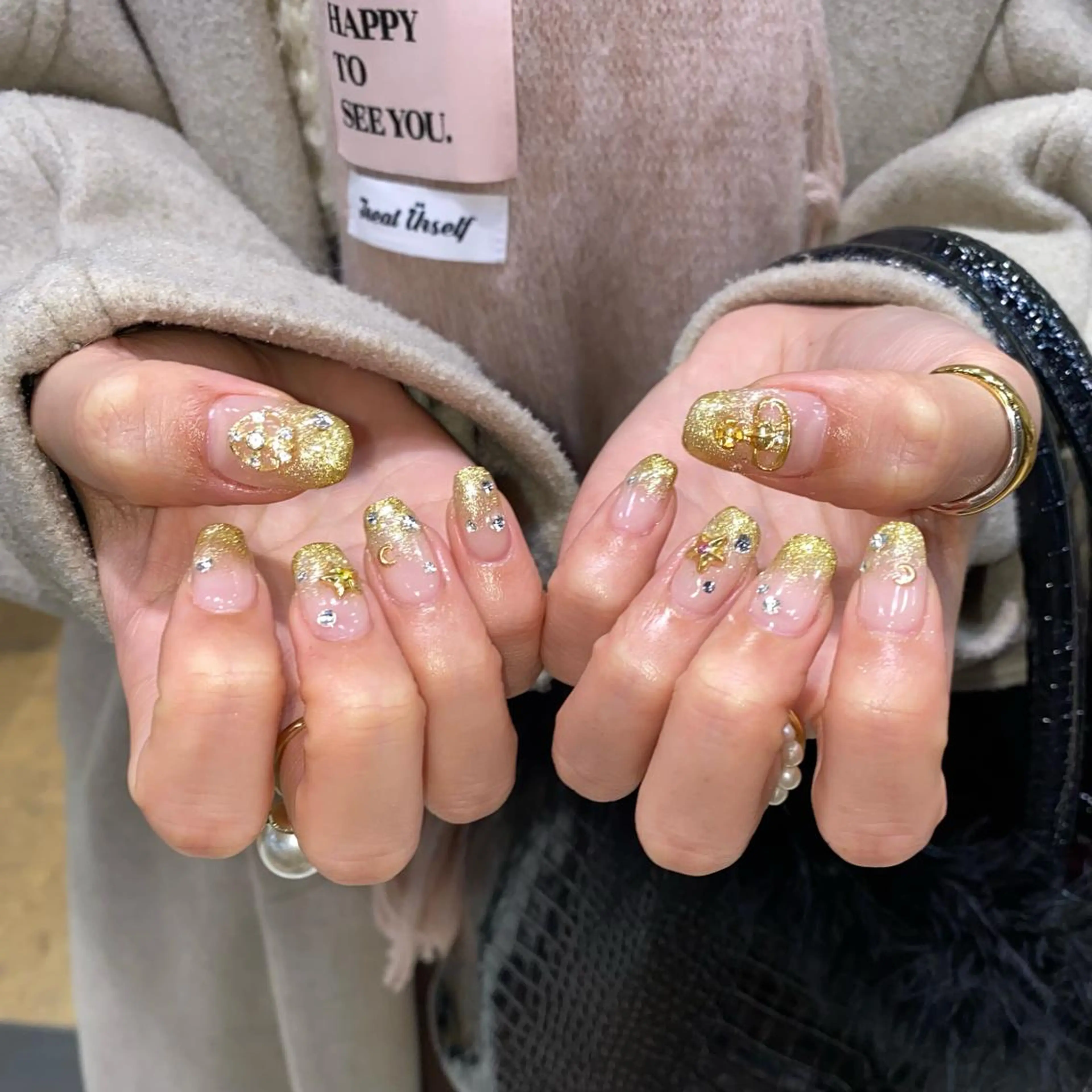 ネイル グラデーション 個性派／中韓ネイル SAKURAのネイルデザイン