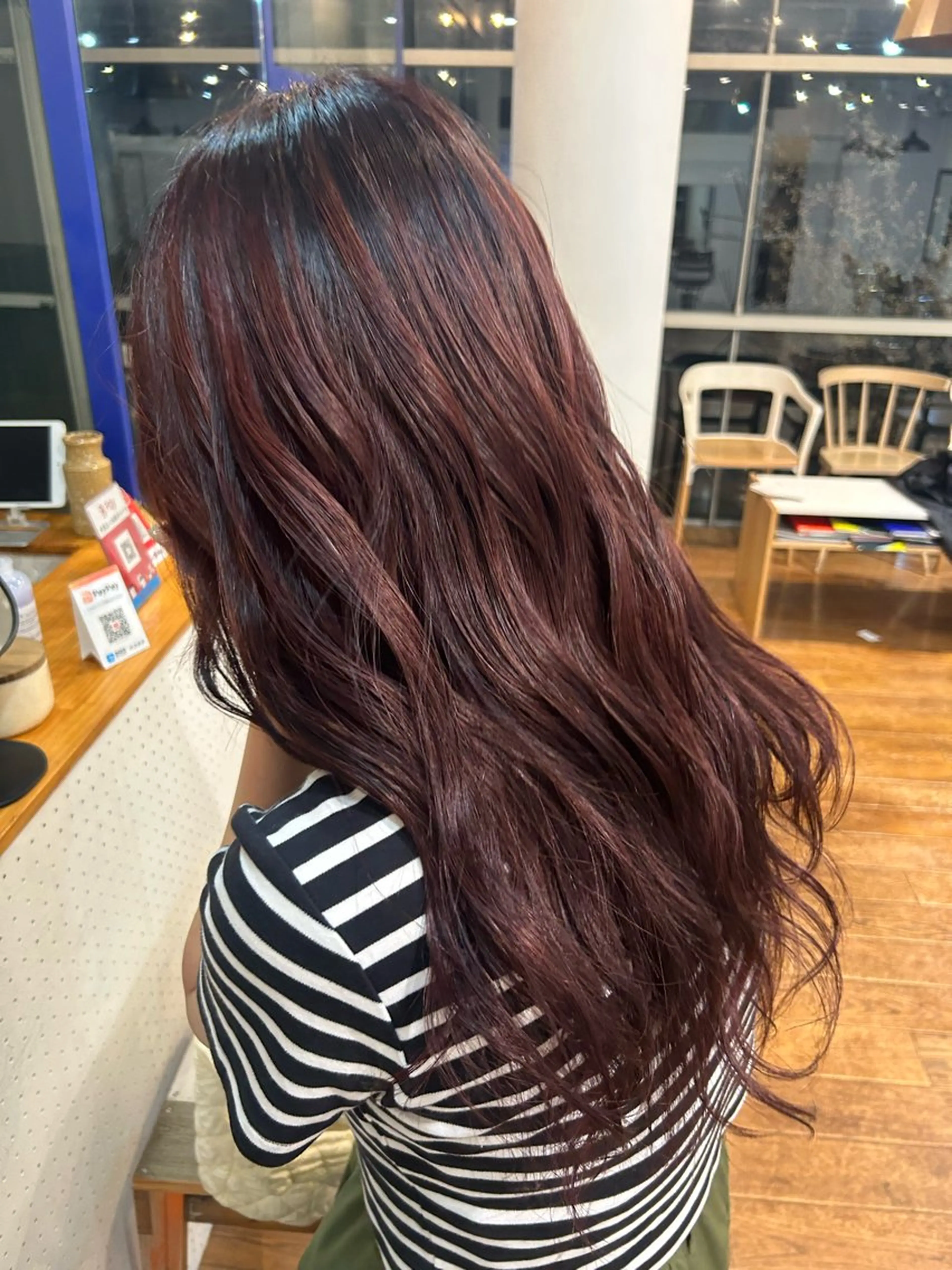 カラー かがやしづ ⭐️ハイトーンのヘアスタイル