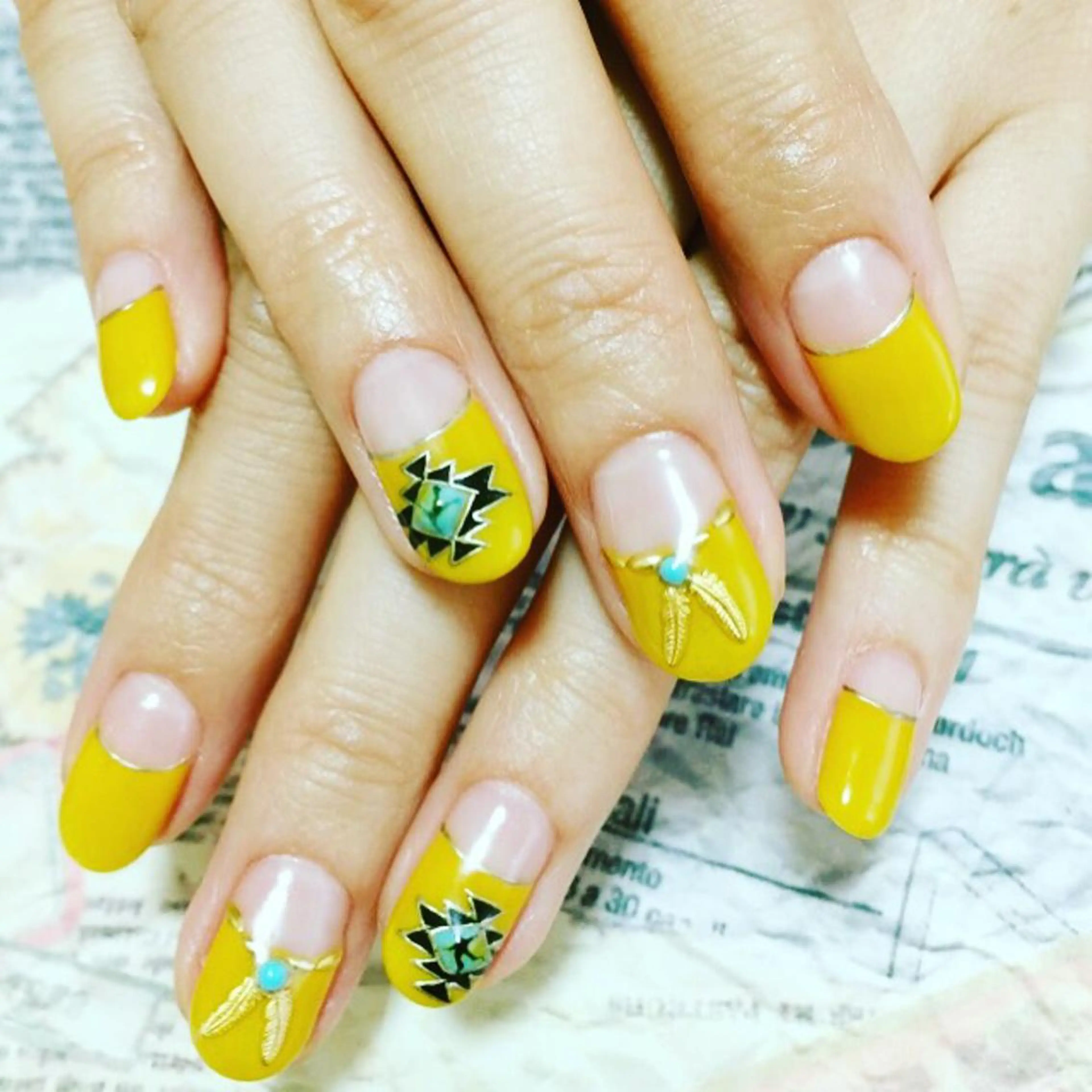 ネイル YÜA NAILのネイルデザイン