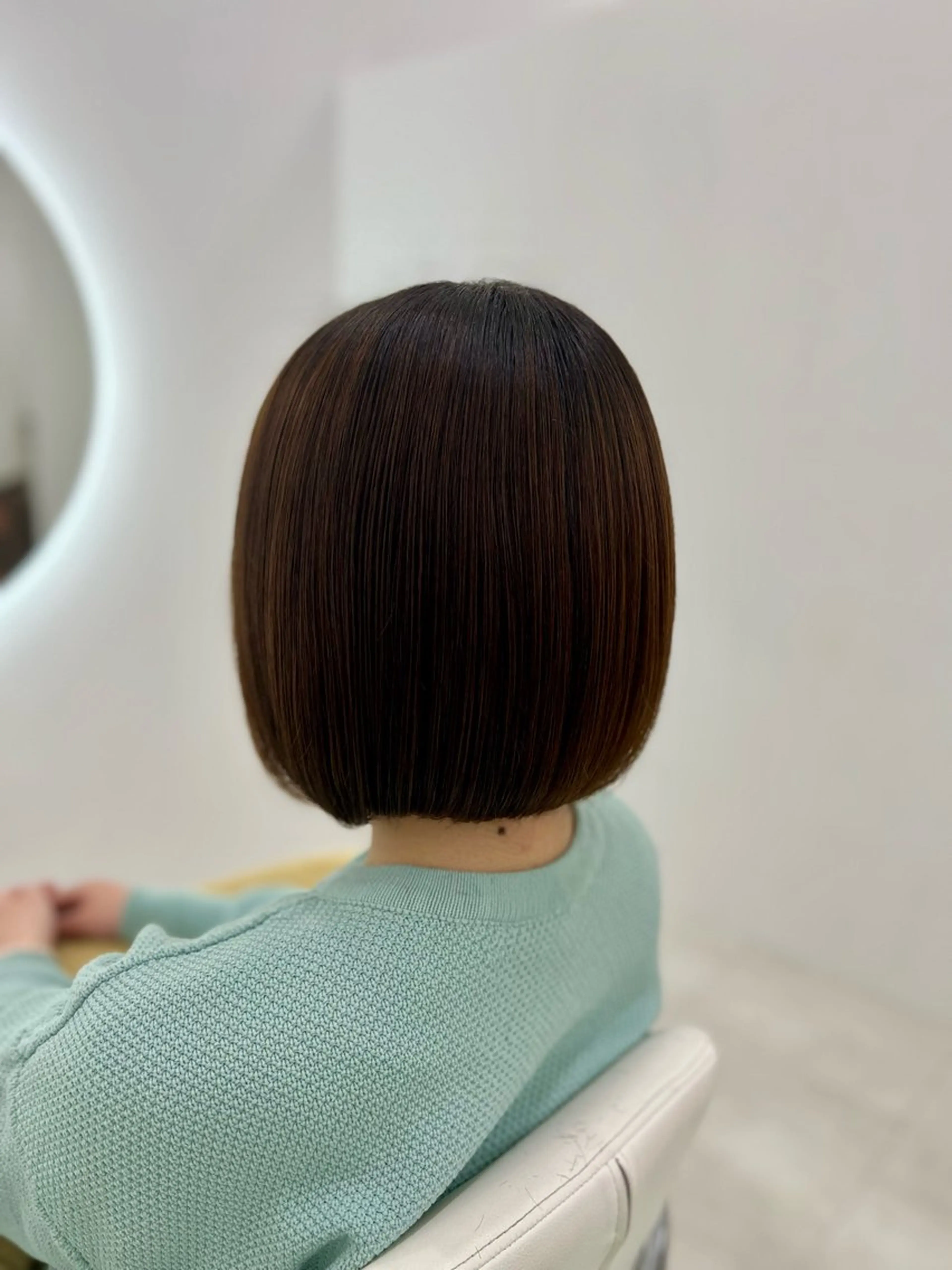 ショート カラー カット ヘアカラー トリートメント 吉田 悠乃のヘアスタイル