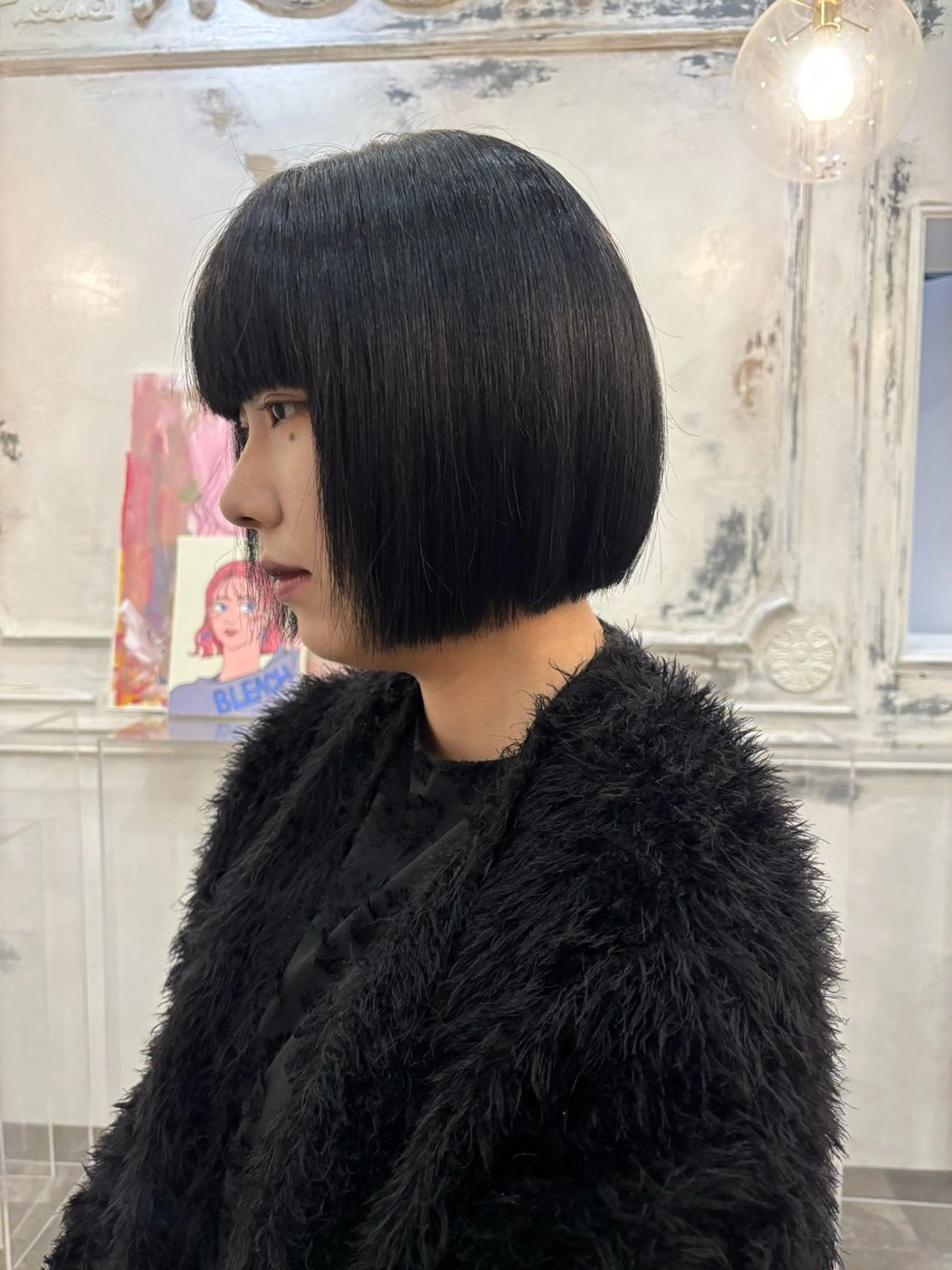 ショート ボブ comeghead 琴音のヘアスタイル