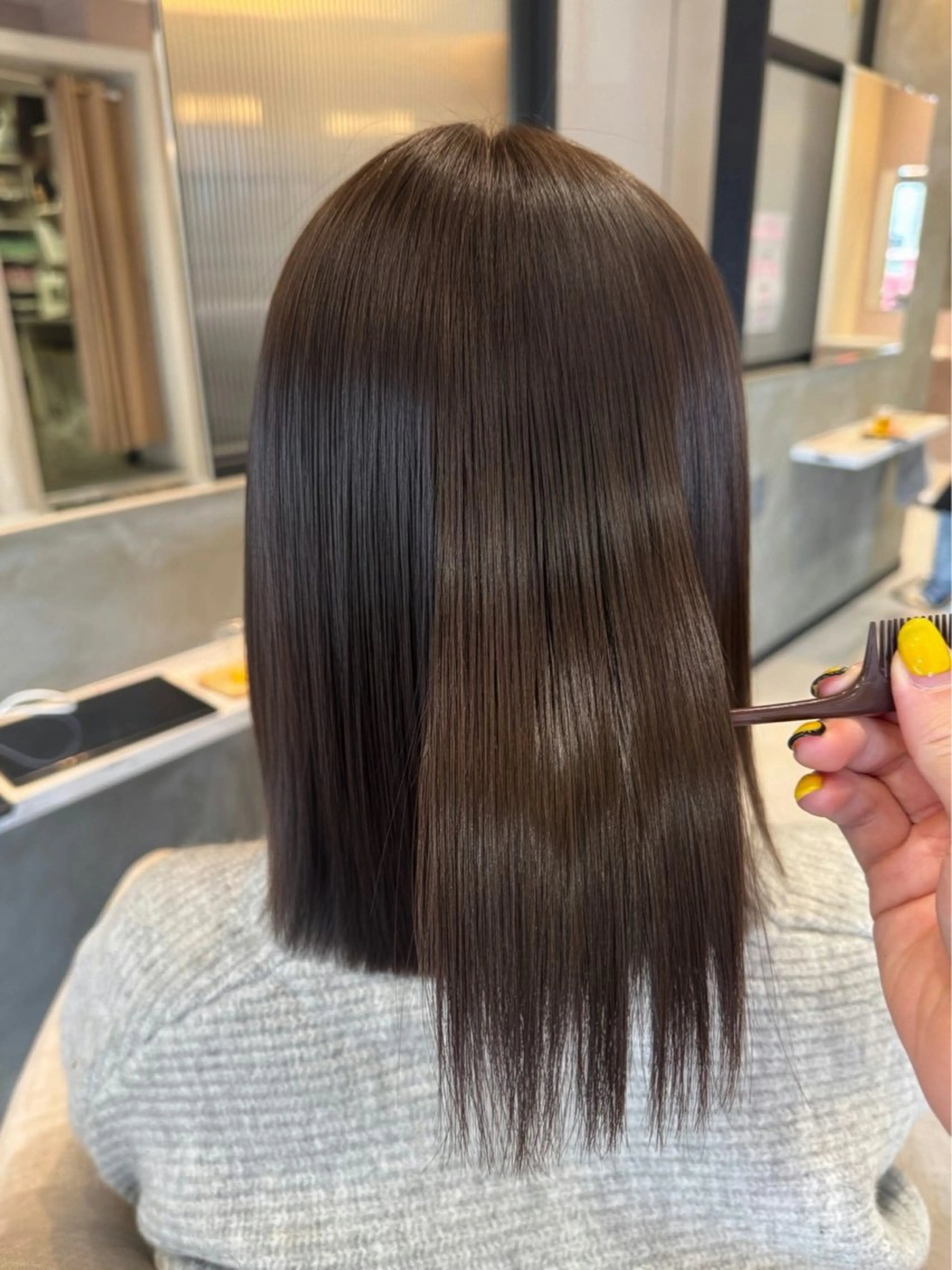 ミディアム 水野新葉 【縮毛矯正】のヘアスタイル