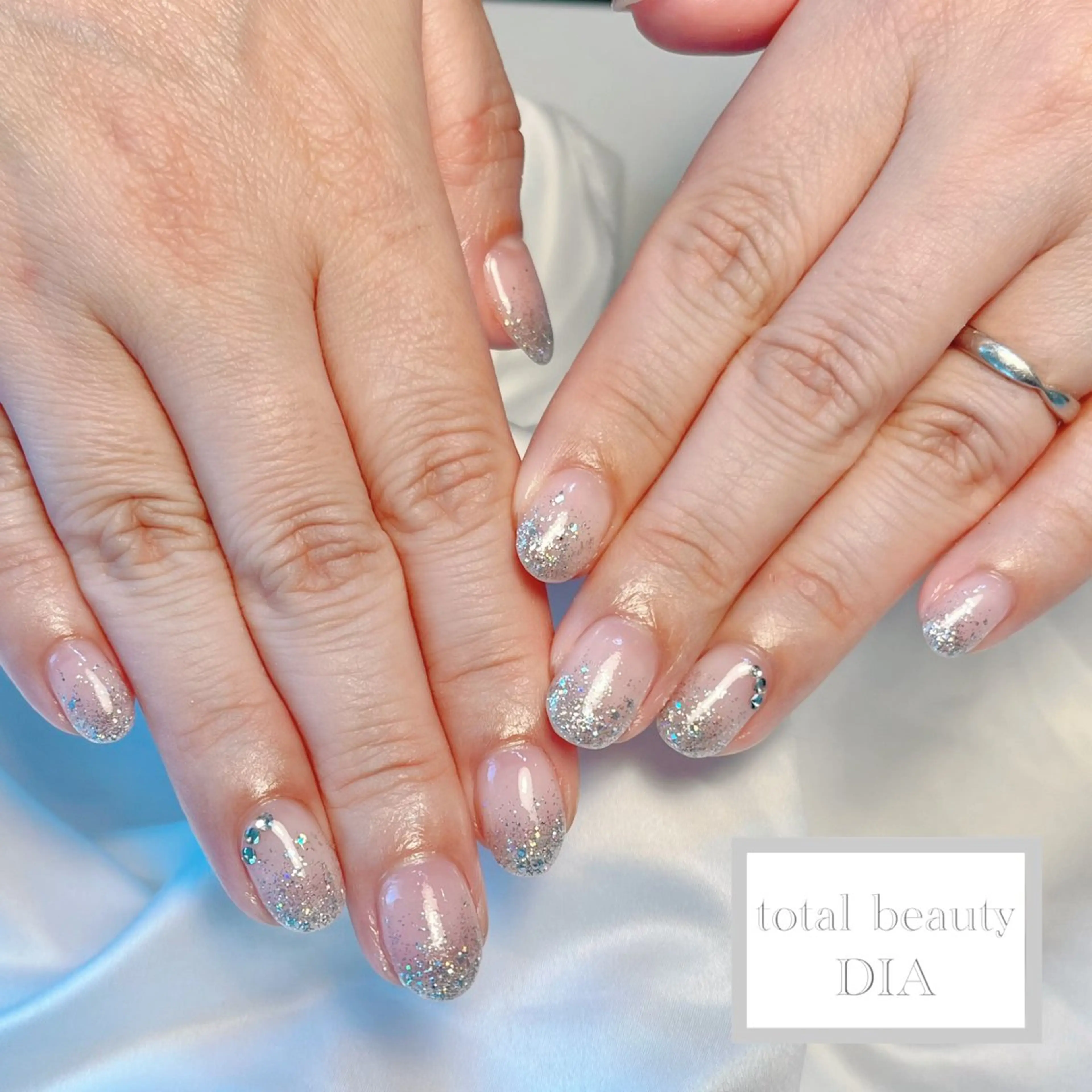 【期間限定☆1カラーグラデラメ】￥4000嬉しいオフ込み☺️※スカオフの場合➕1500円の写真