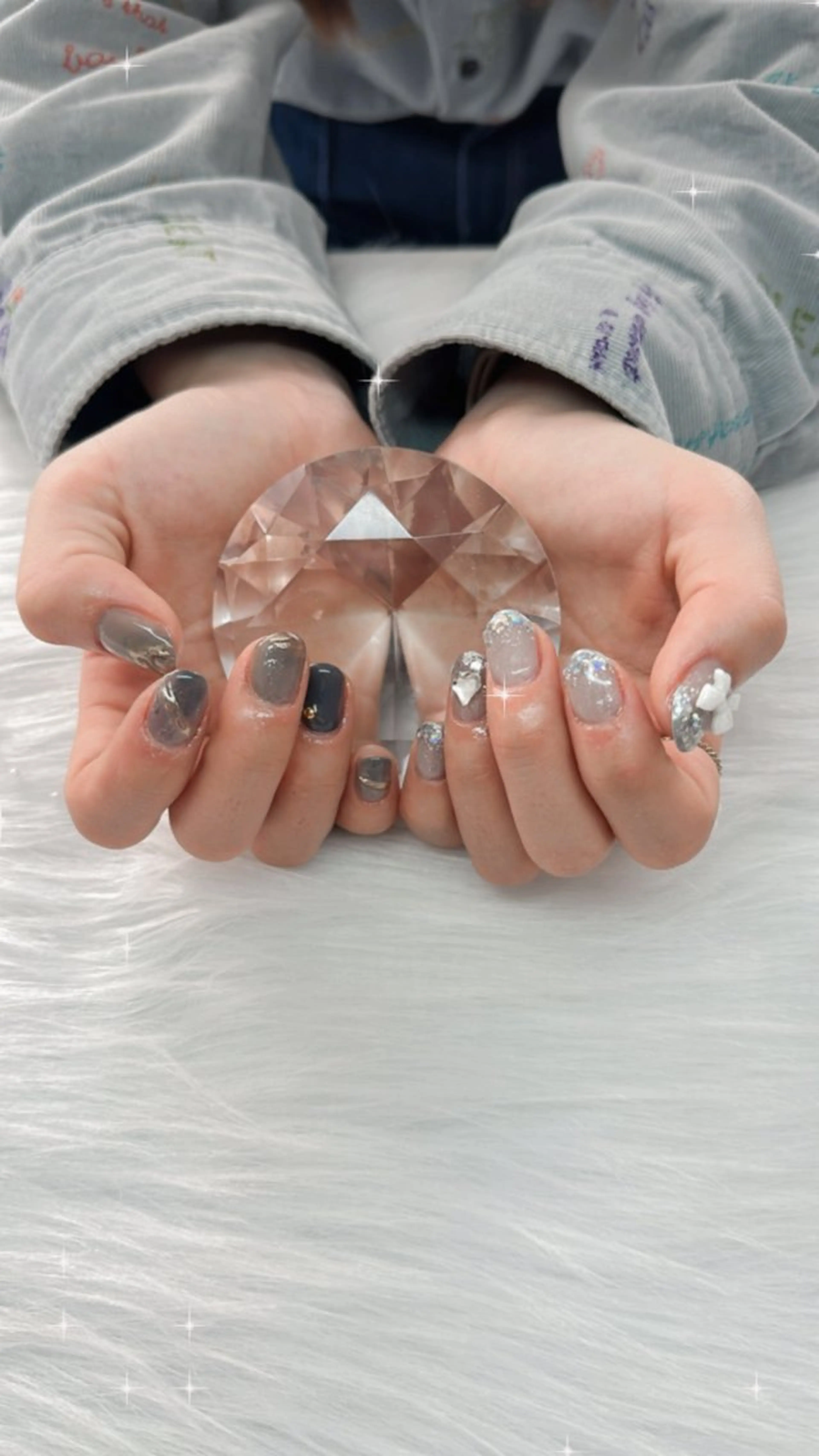 ネイル シンプルネイル 中西 美羽のネイルデザイン