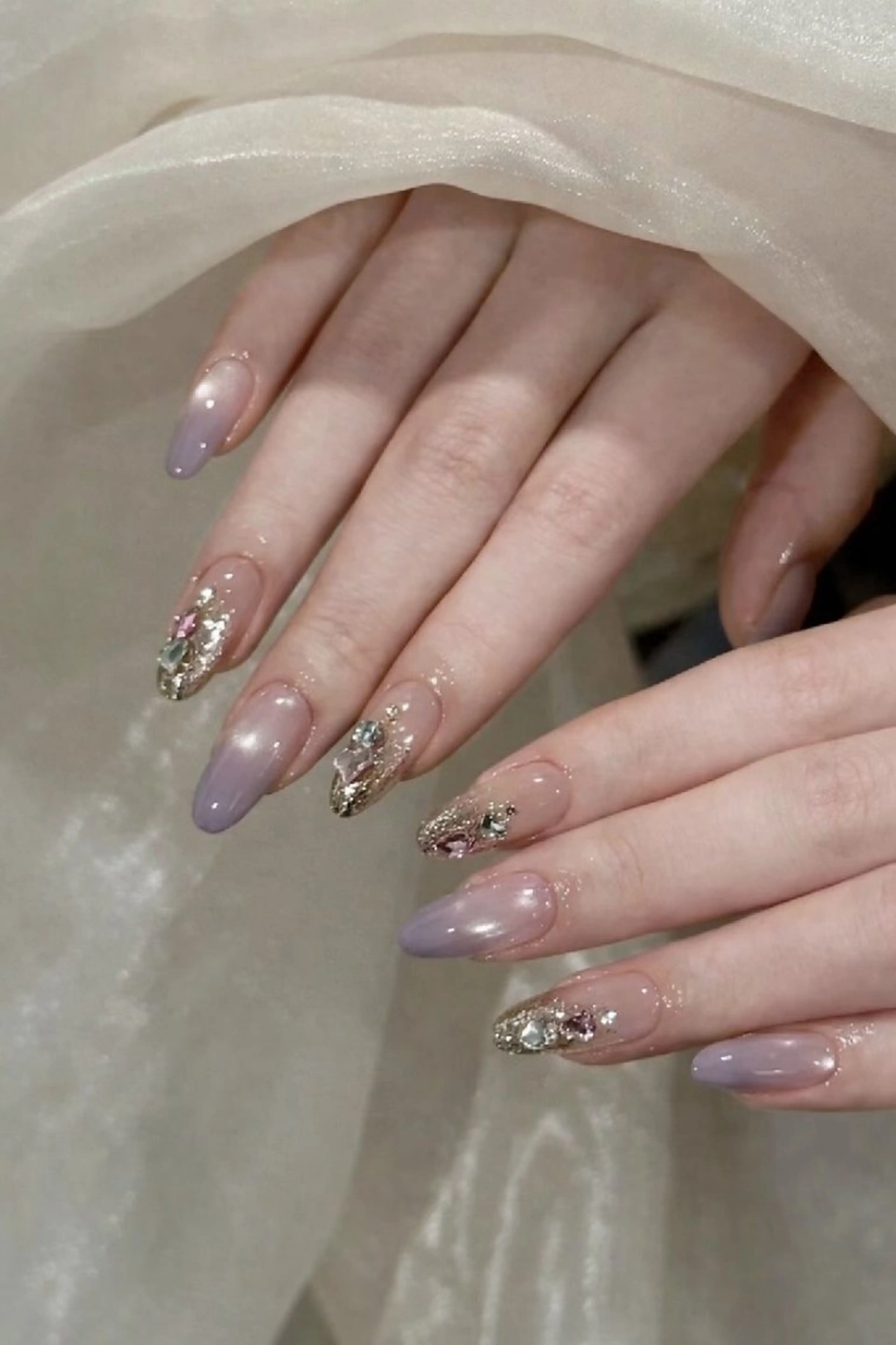 ネイル シンプルネイル ストーンネイル ハンドネイル 禅 nails所属・禅 博多駅ネイルサロンのネイルデザイン