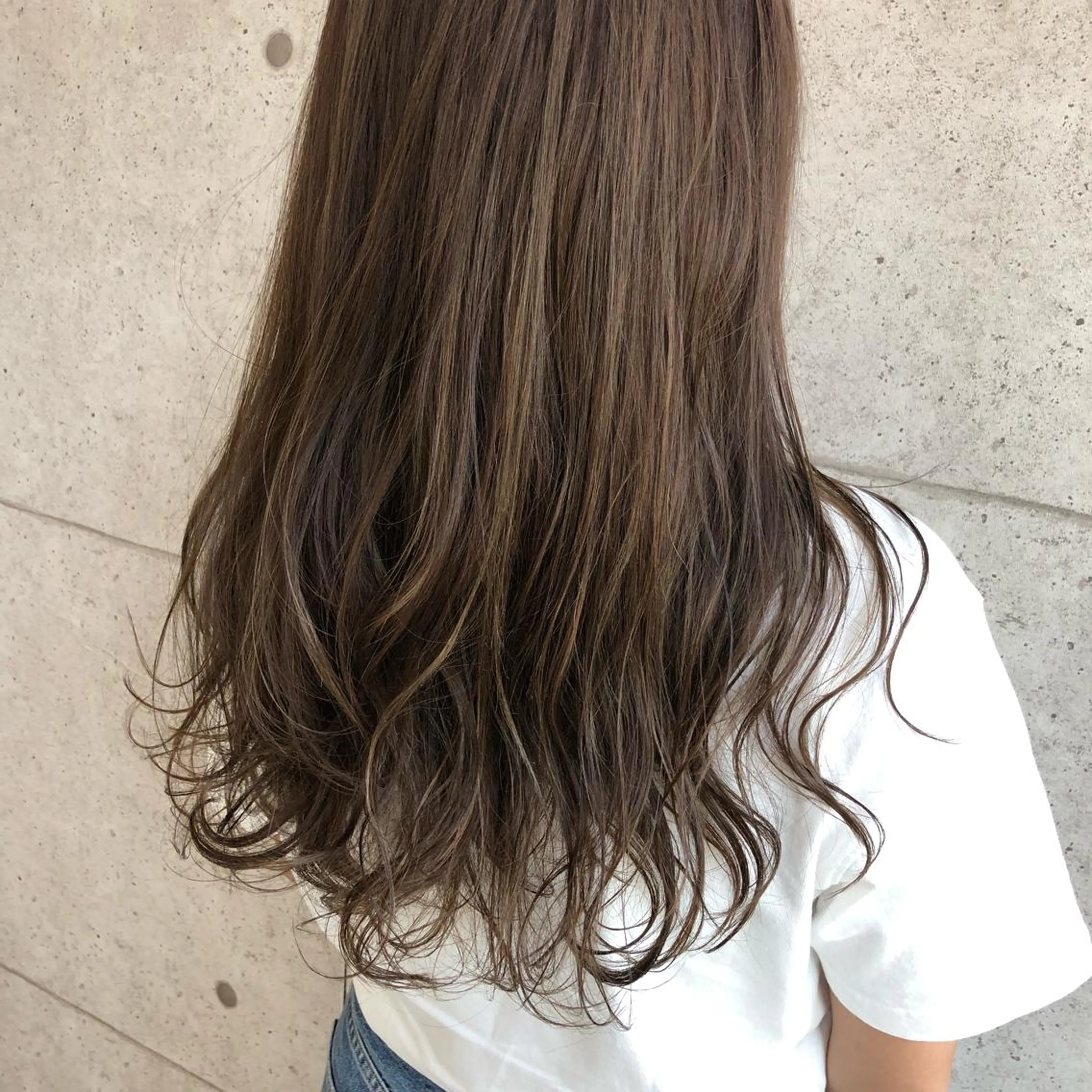 セミロング カラー ベージュカラー ハイライトカラー ハイライト 野々山 直貴のヘアスタイル