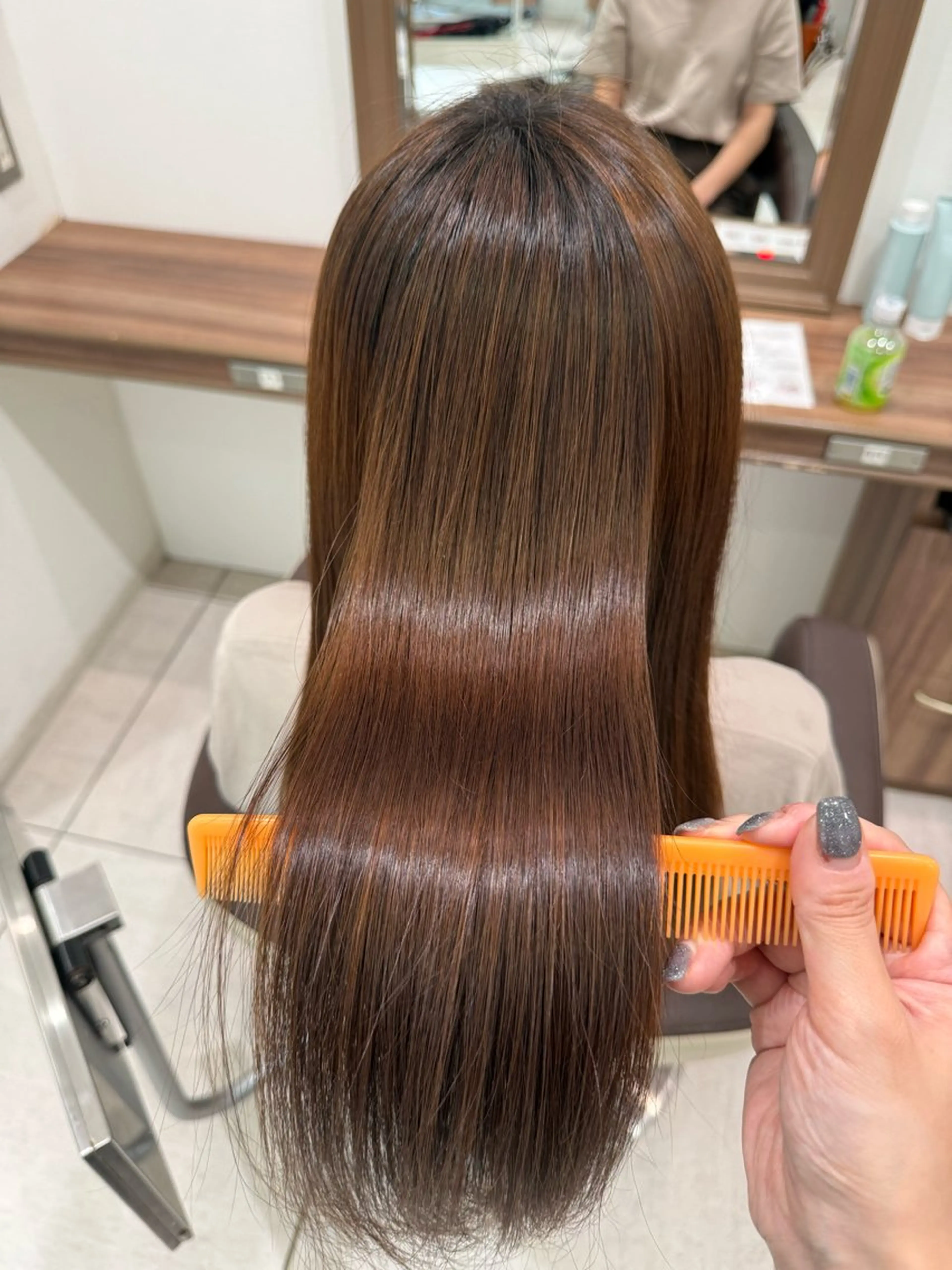 ロング カット 縮毛矯正 藤井 真奈美のヘアスタイル