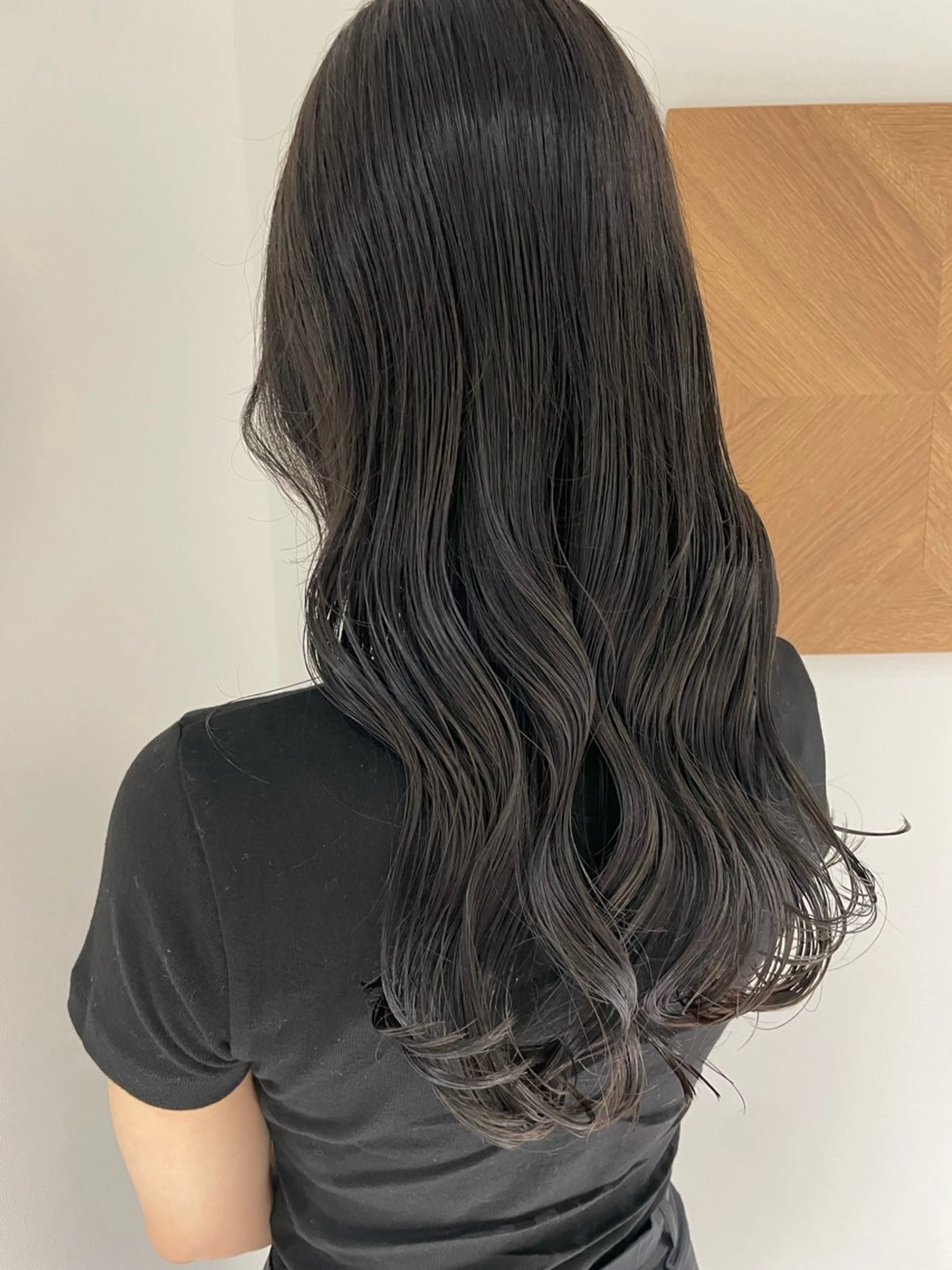 ロング アキ/梅田/顔まわり /レイヤーカット/のヘアスタイル