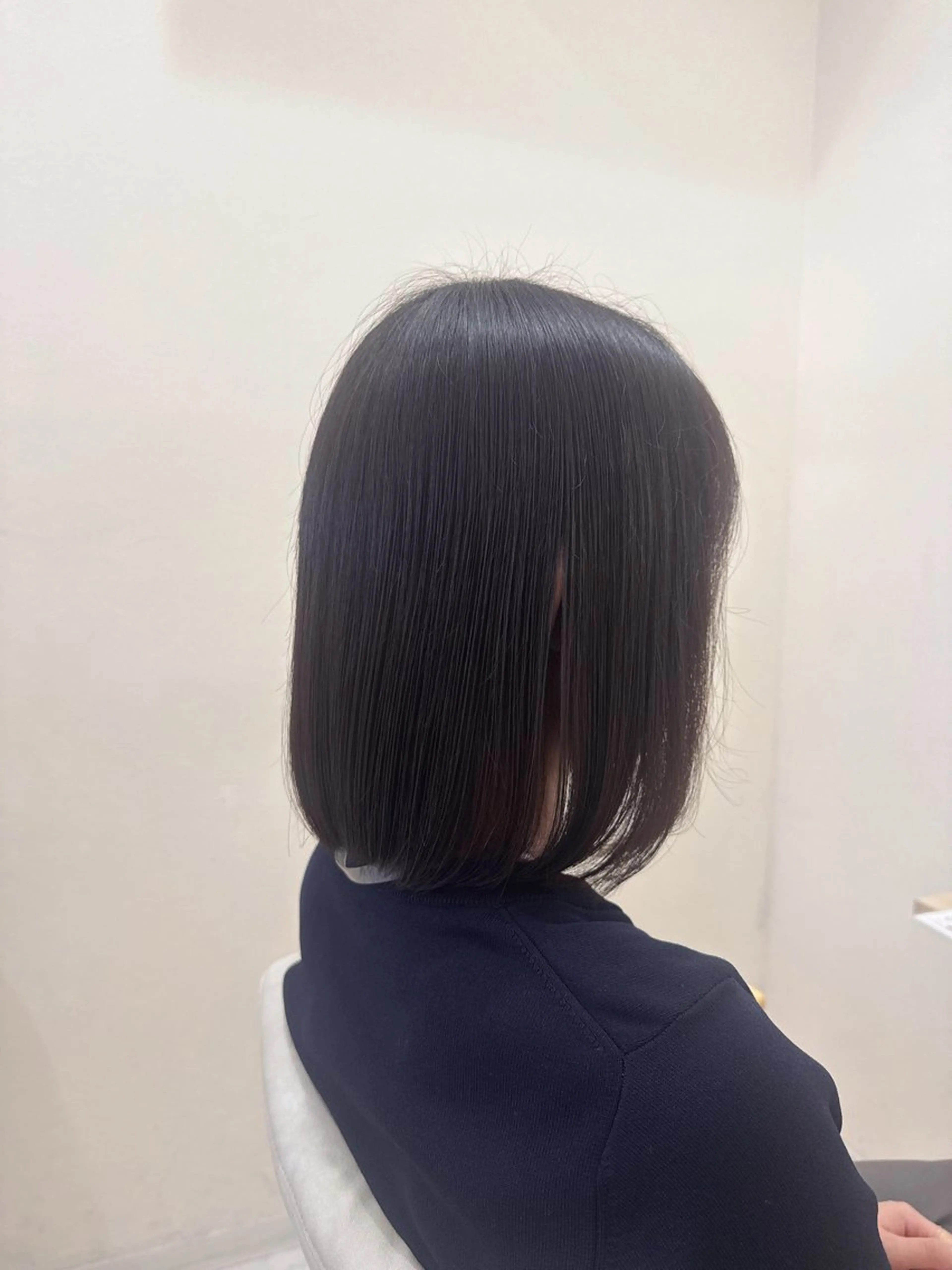 ミディアム カラー 切りっぱなしボブ ショートボブ ボブ 韓国風ヘア 小顔カット カット ヘアカラー トリートメント 🫧ショート・ボブ・ 似合わせ🫧井上歩のヘアスタイル