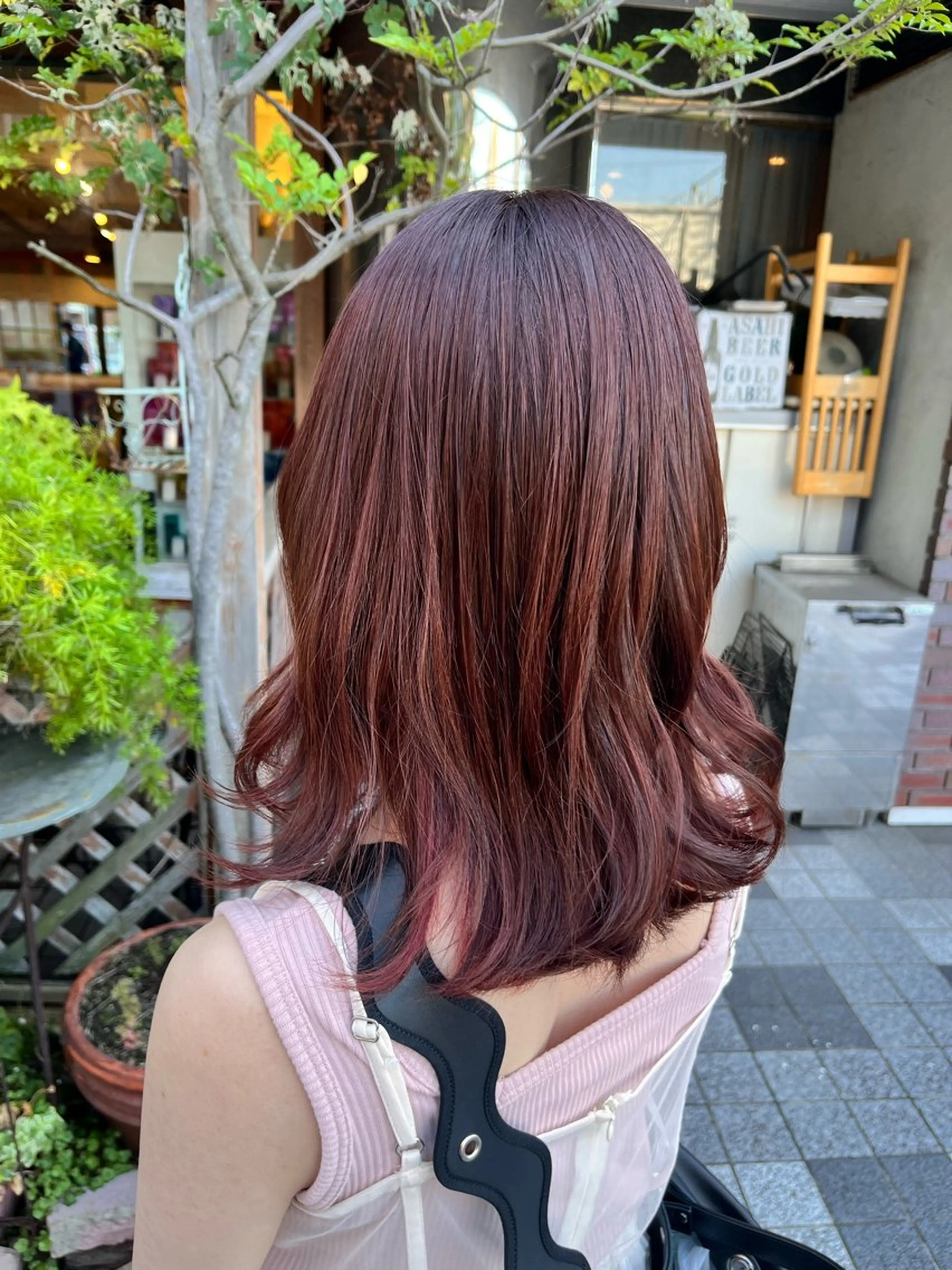 ミディアム ヘアカラー 臺 佳連のヘアスタイル