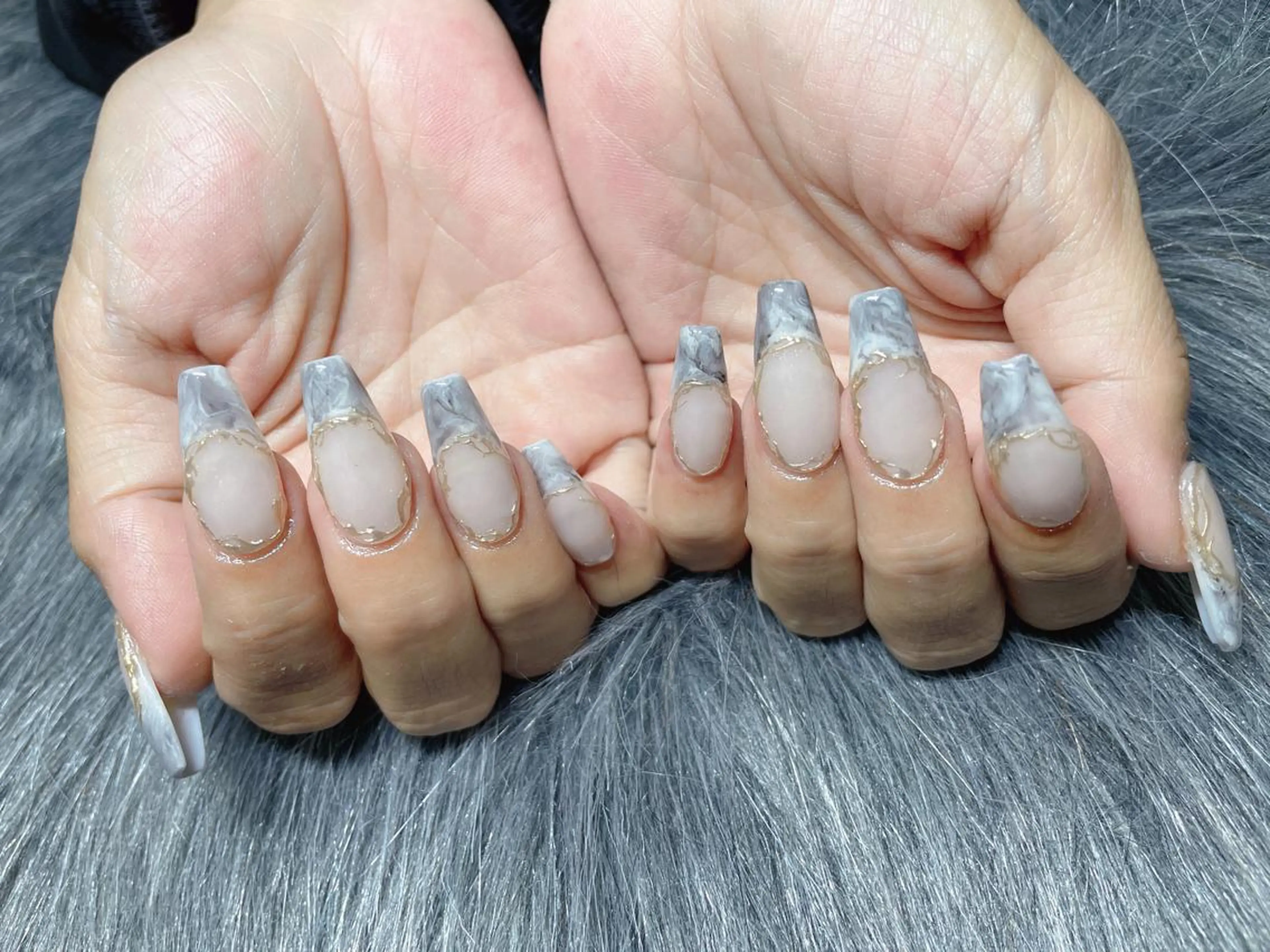 ミディアム ネイル ハンドネイル 《LB》ラブリエ Nail&eyeのマツエク・マツパデザイン