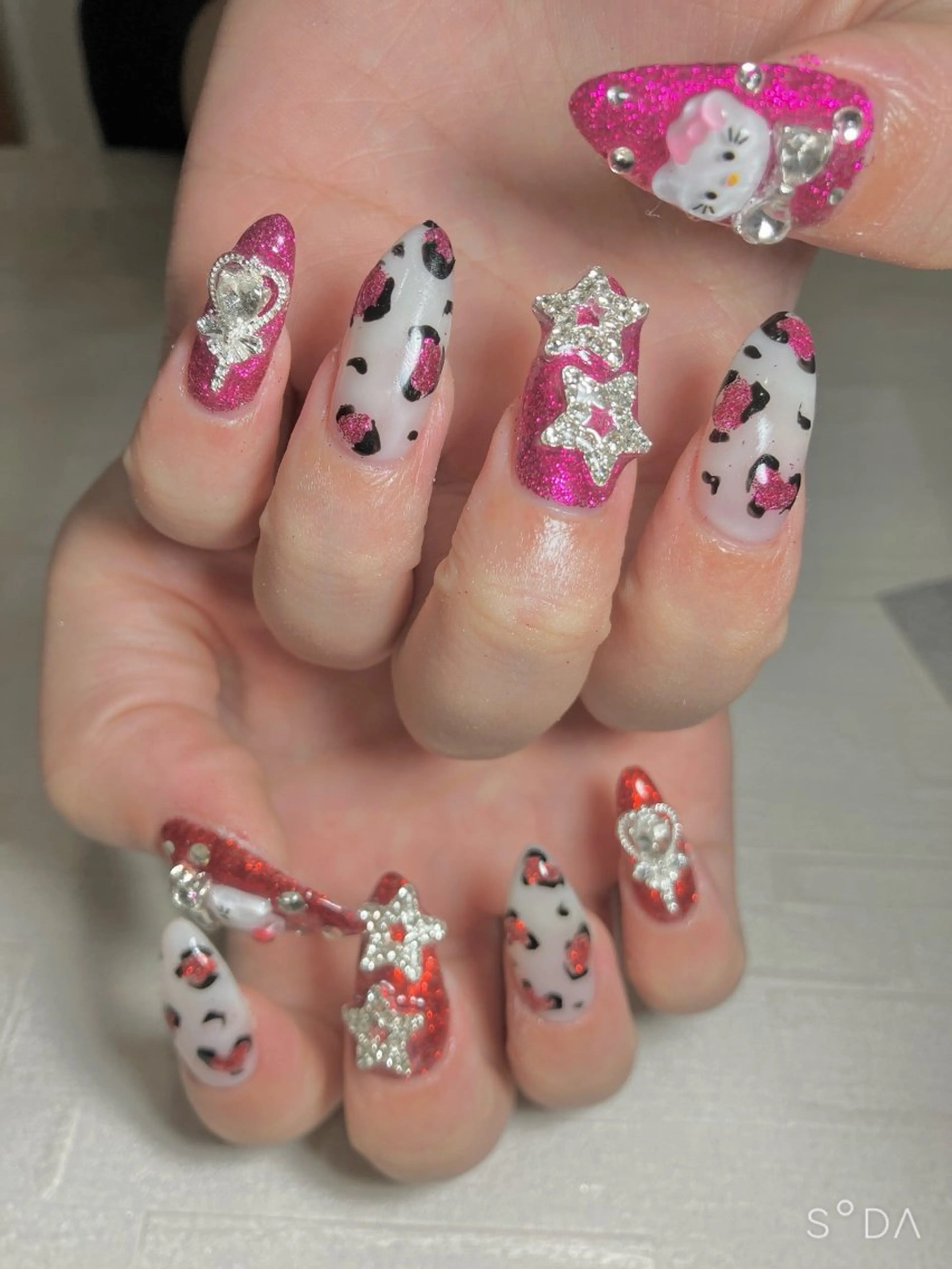 ネイル Liennail 持込デザインやり放題のネイルデザイン