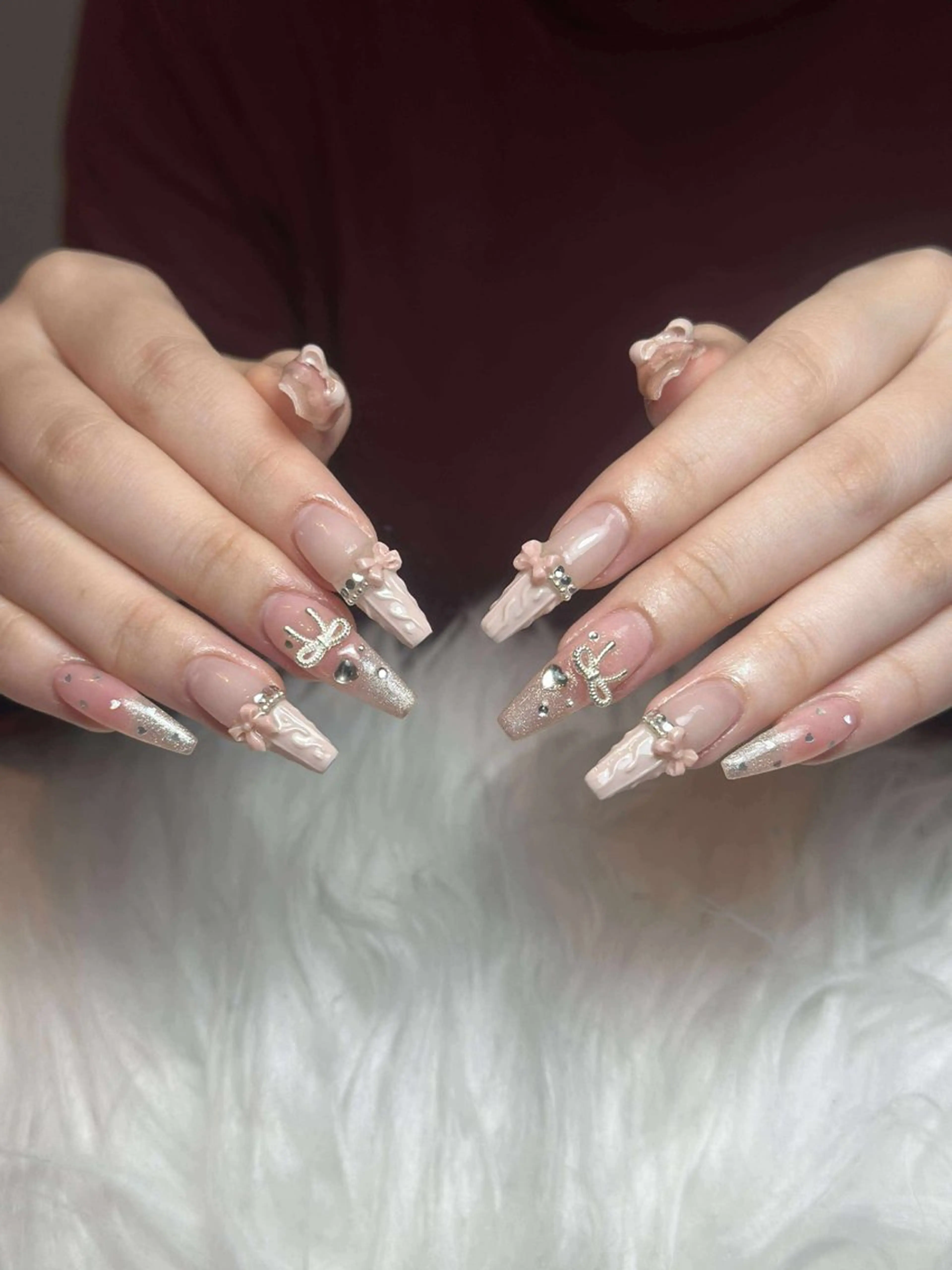 ネイル オーロラネイル ボルドー ブラウン 氷ネイル・うるうるネイル キラキラネイル ハンドネイル Julli ジュリのネイルデザイン