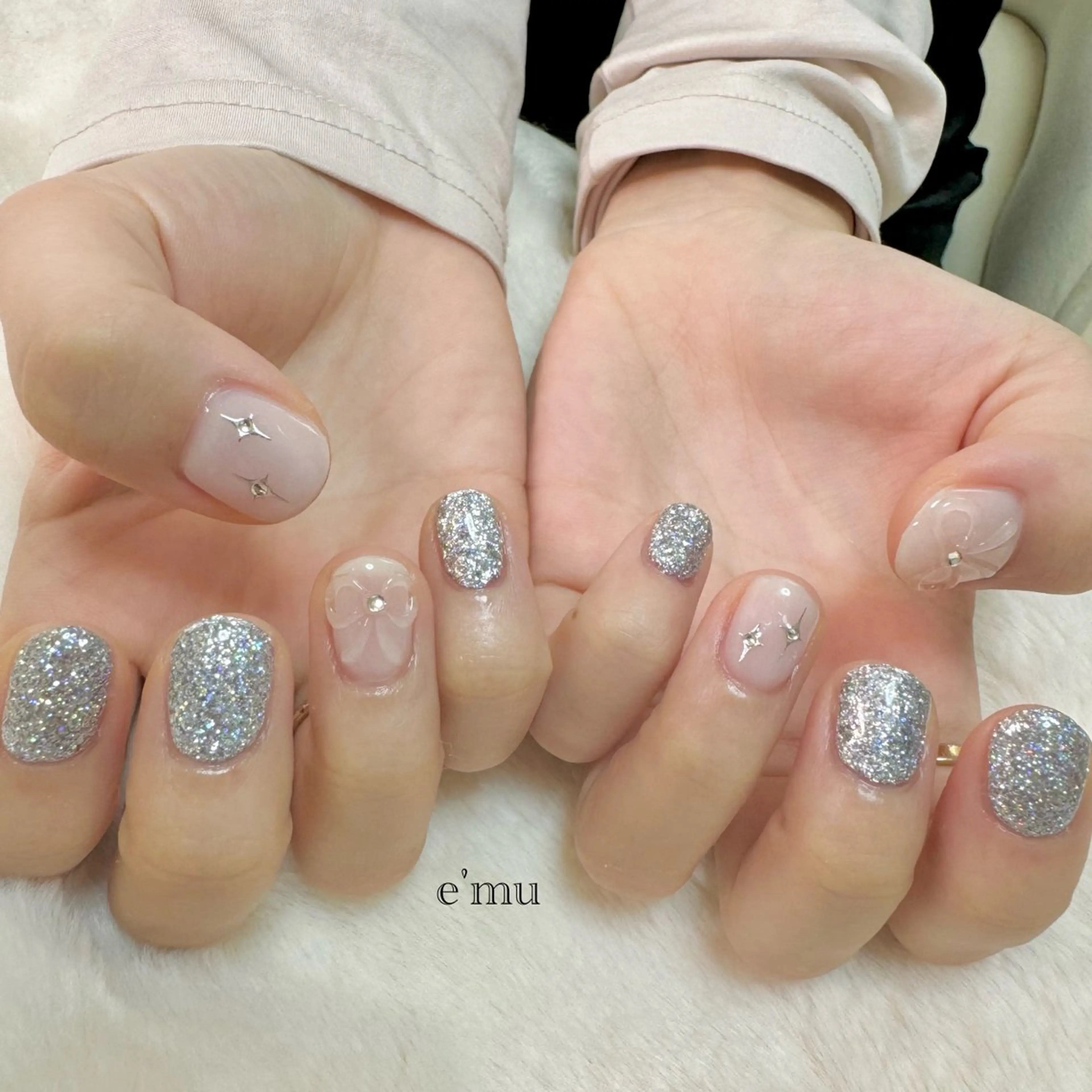 ネイル ガーリー ショートネイル ハンドネイル nail salon e'mu💐のネイルデザイン
