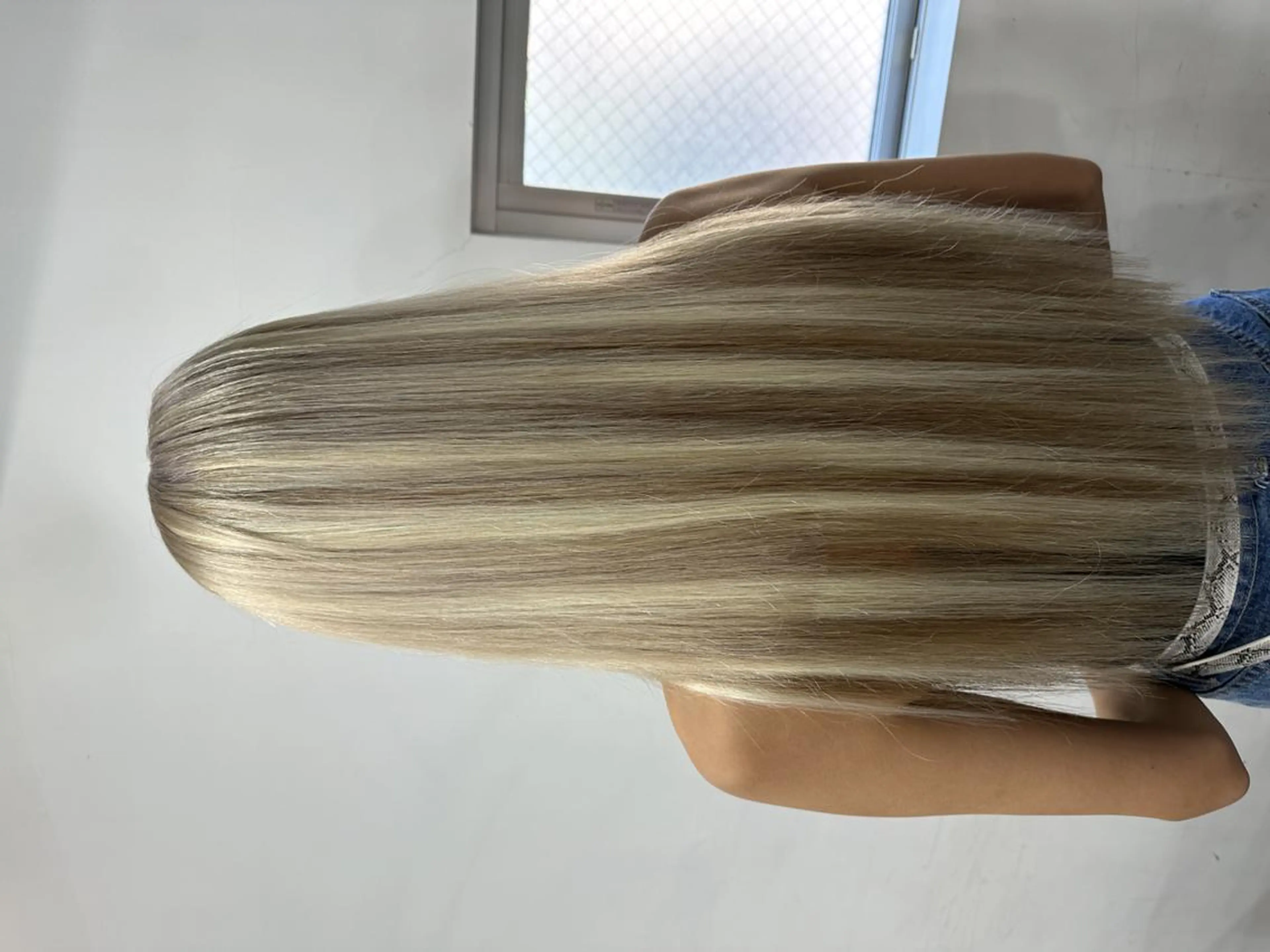 ロング カラー ヘアアレンジ MISAKIエクステ ブリーチ\5900のヘアスタイル