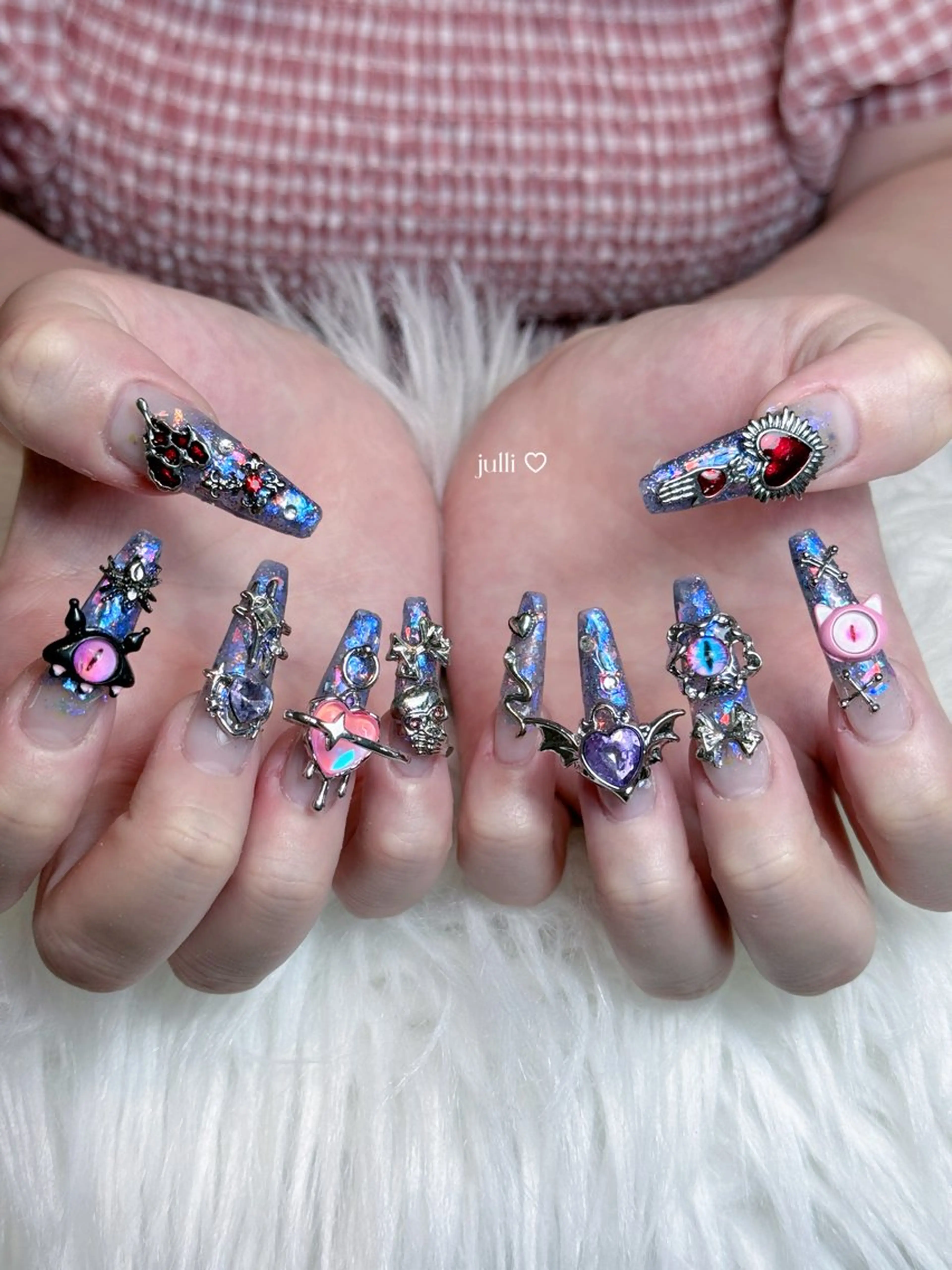 ネイル フレンチネイル ジェルネイル キラキラネイル 韓国ネイル マグネットネイル Julli NailStudioのネイルデザイン