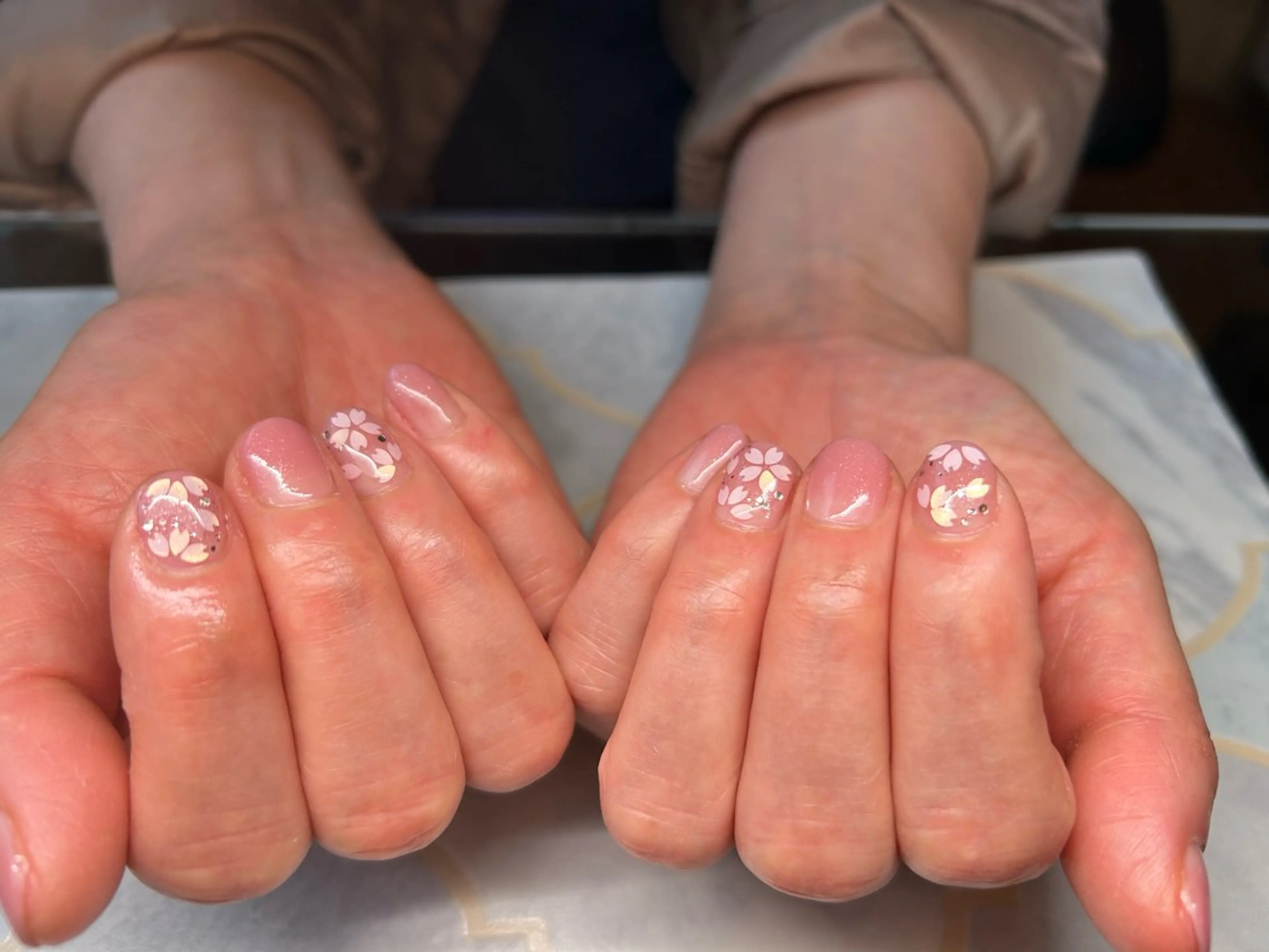 ネイル 桜ネイル ハンドネイル Lisa’s Salonのネイルデザイン